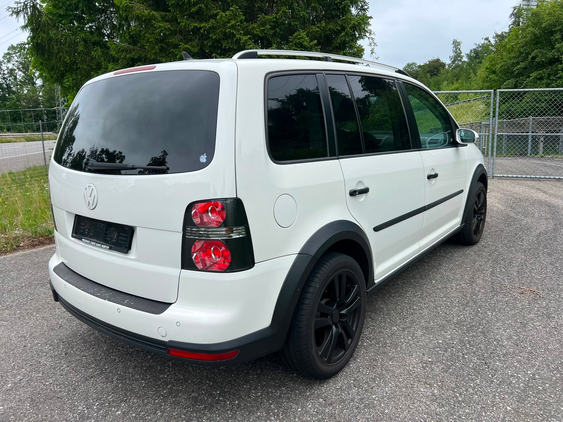 VW CrossTouran 1.4 TSI DSG-image-3