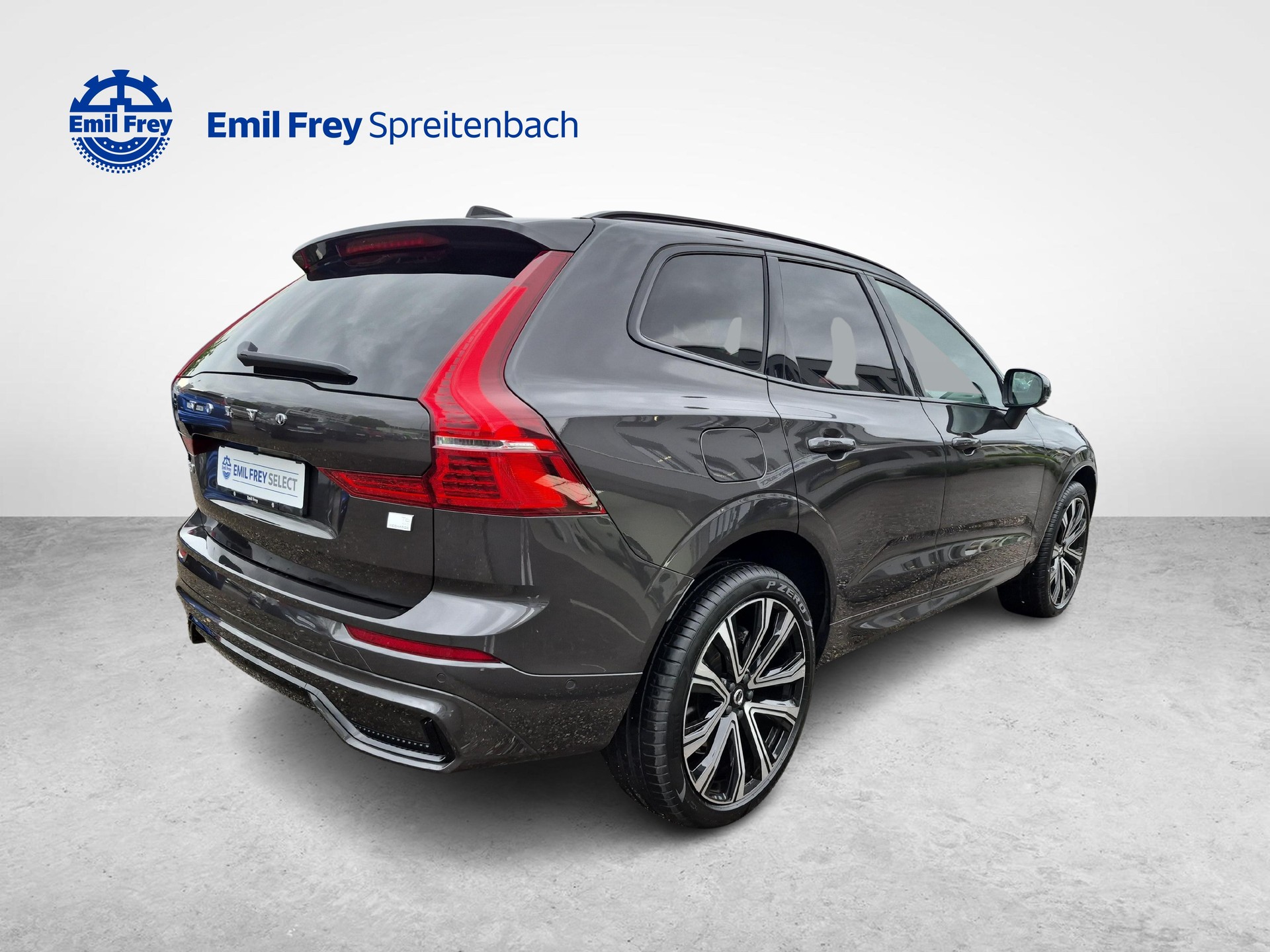 VOLVO XC60 2.0 T6 TE R-Design eAWD-image-5