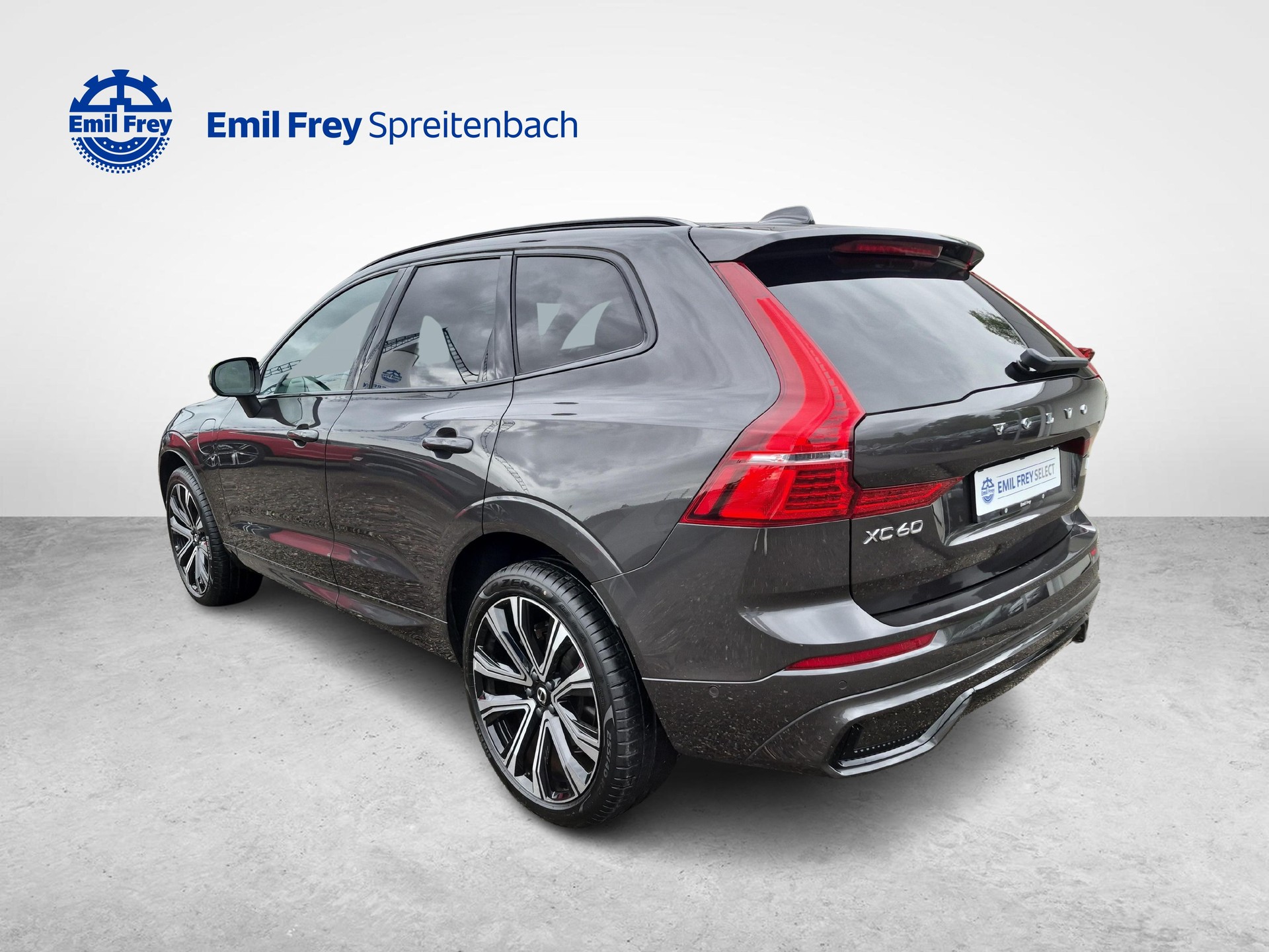 VOLVO XC60 2.0 T6 TE R-Design eAWD-image-3