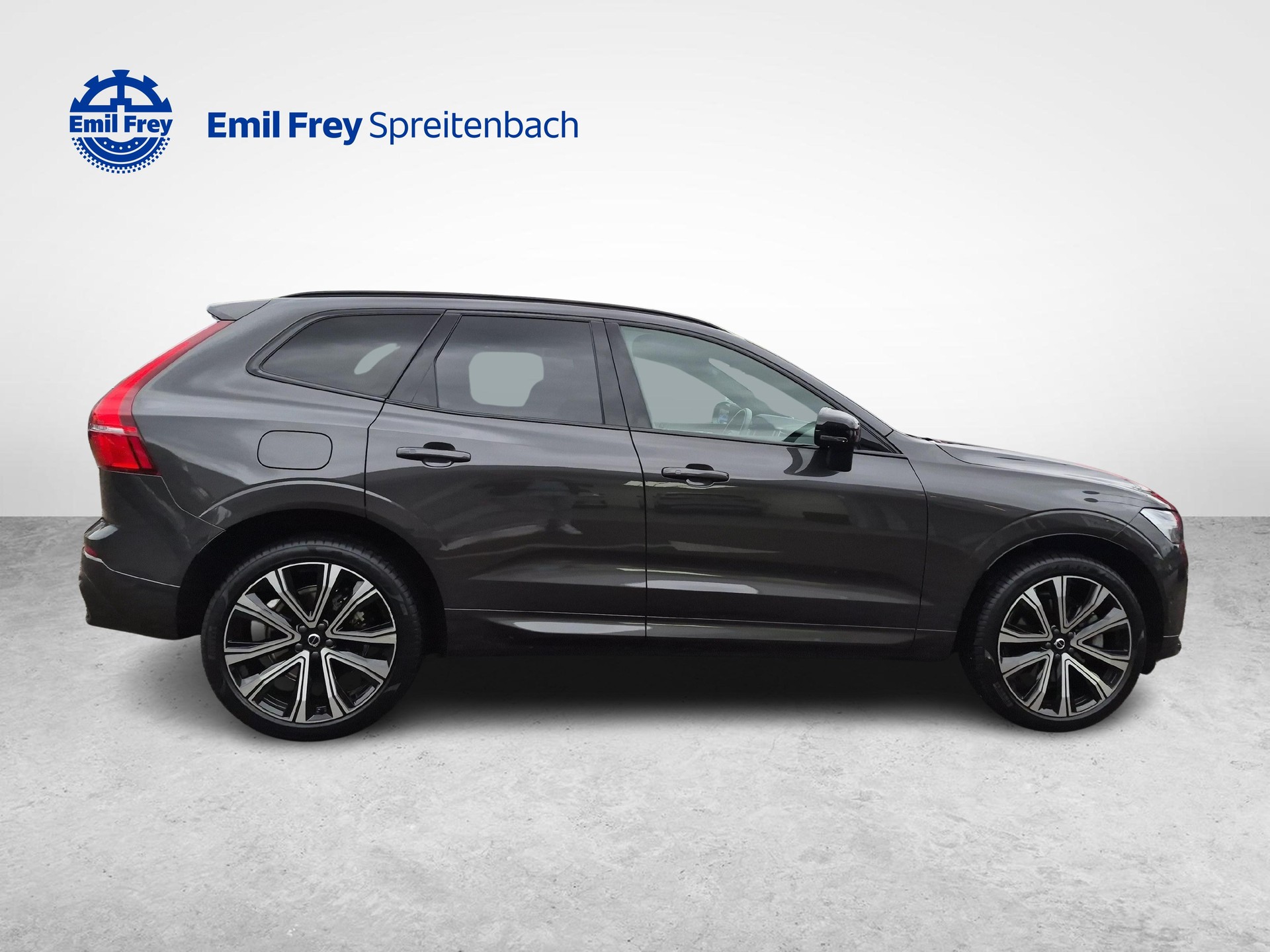 VOLVO XC60 2.0 T6 TE R-Design eAWD-image-6