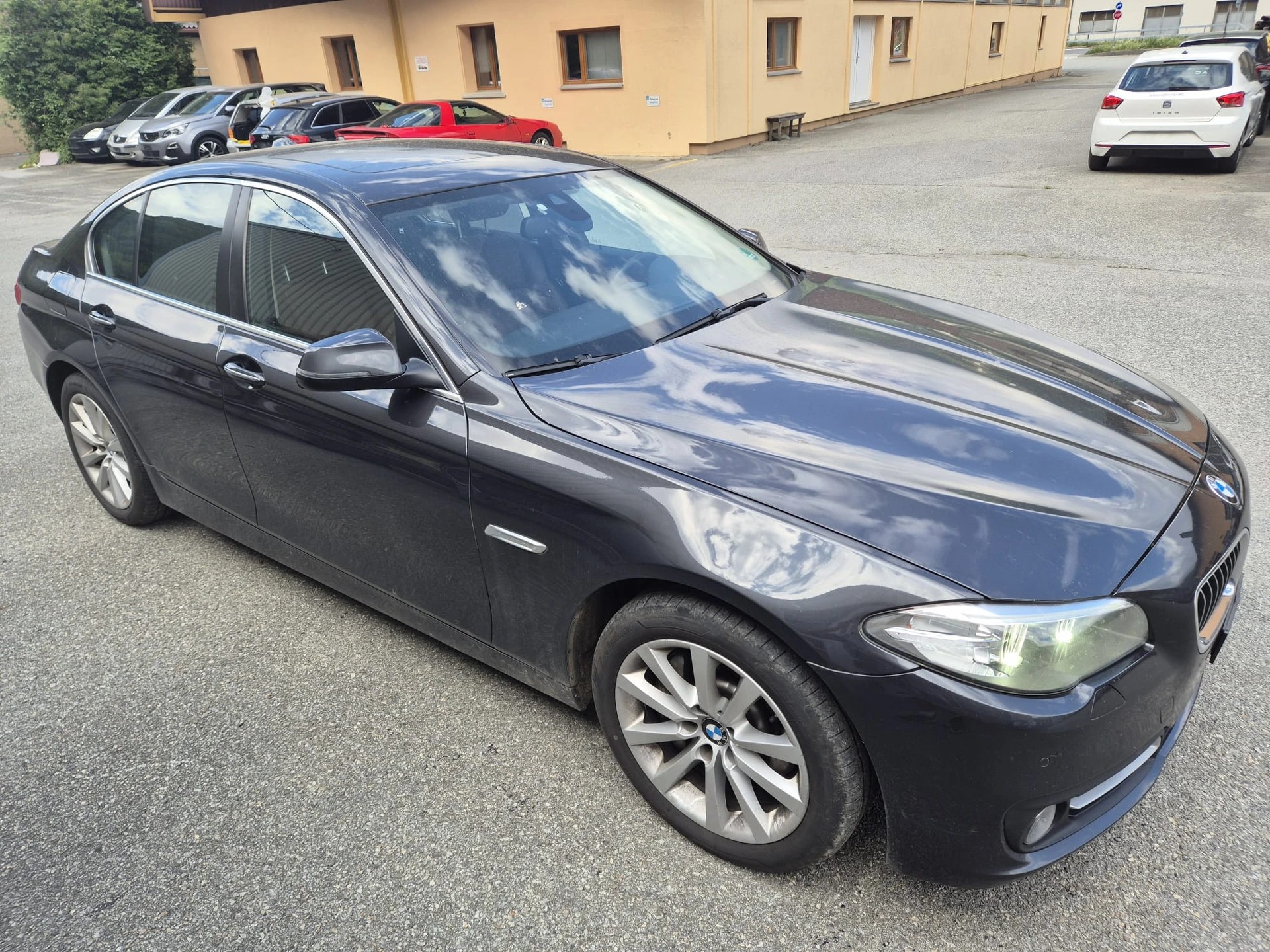 BMW 530d xDrive Steptronic-image-0