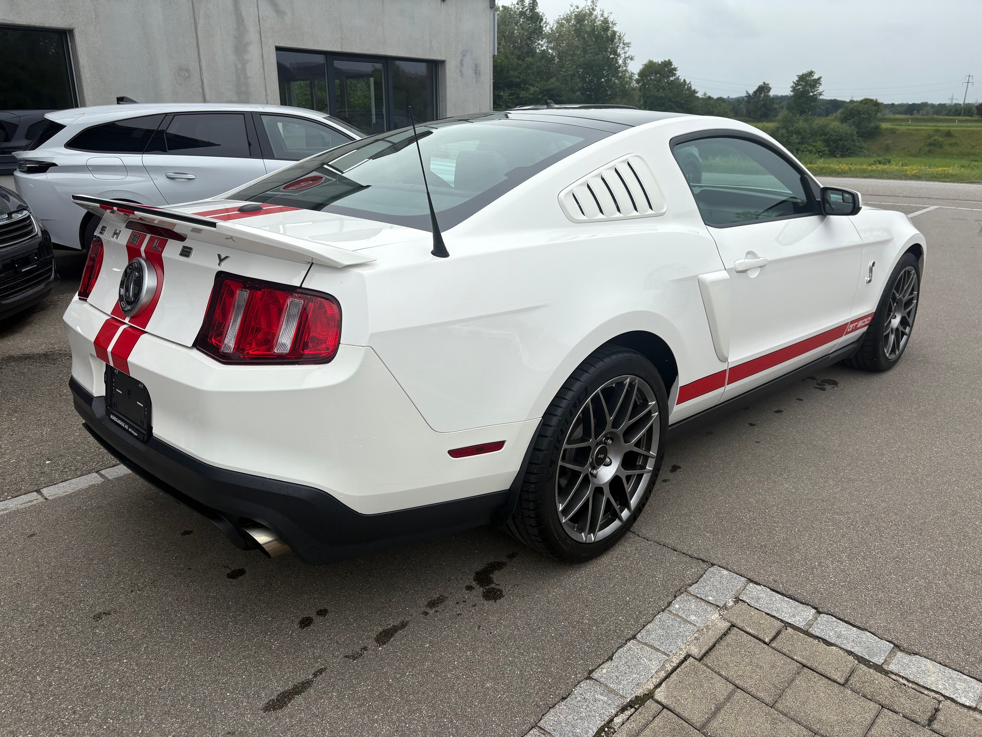 FORD Shelby GT500-image-3