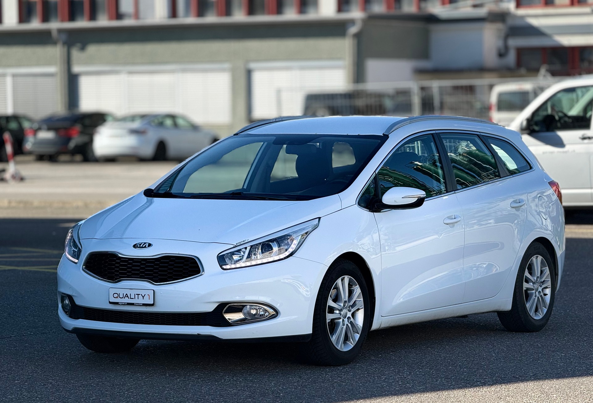 KIA Cee'd Sportswagon 1.6 CRDi Trend-image-10