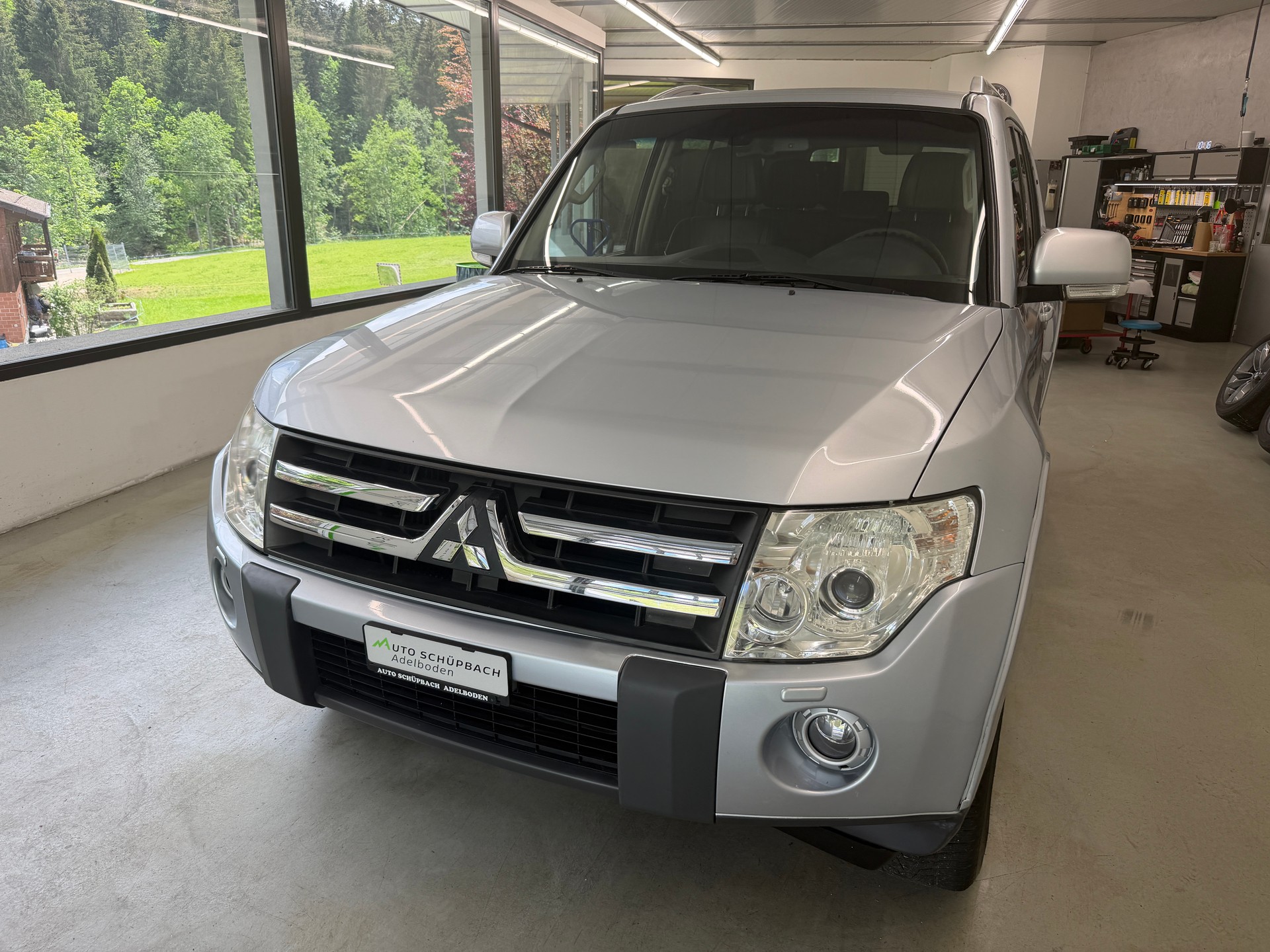 MITSUBISHI Pajero 3.2 DI-D Intense Automatic-image-7