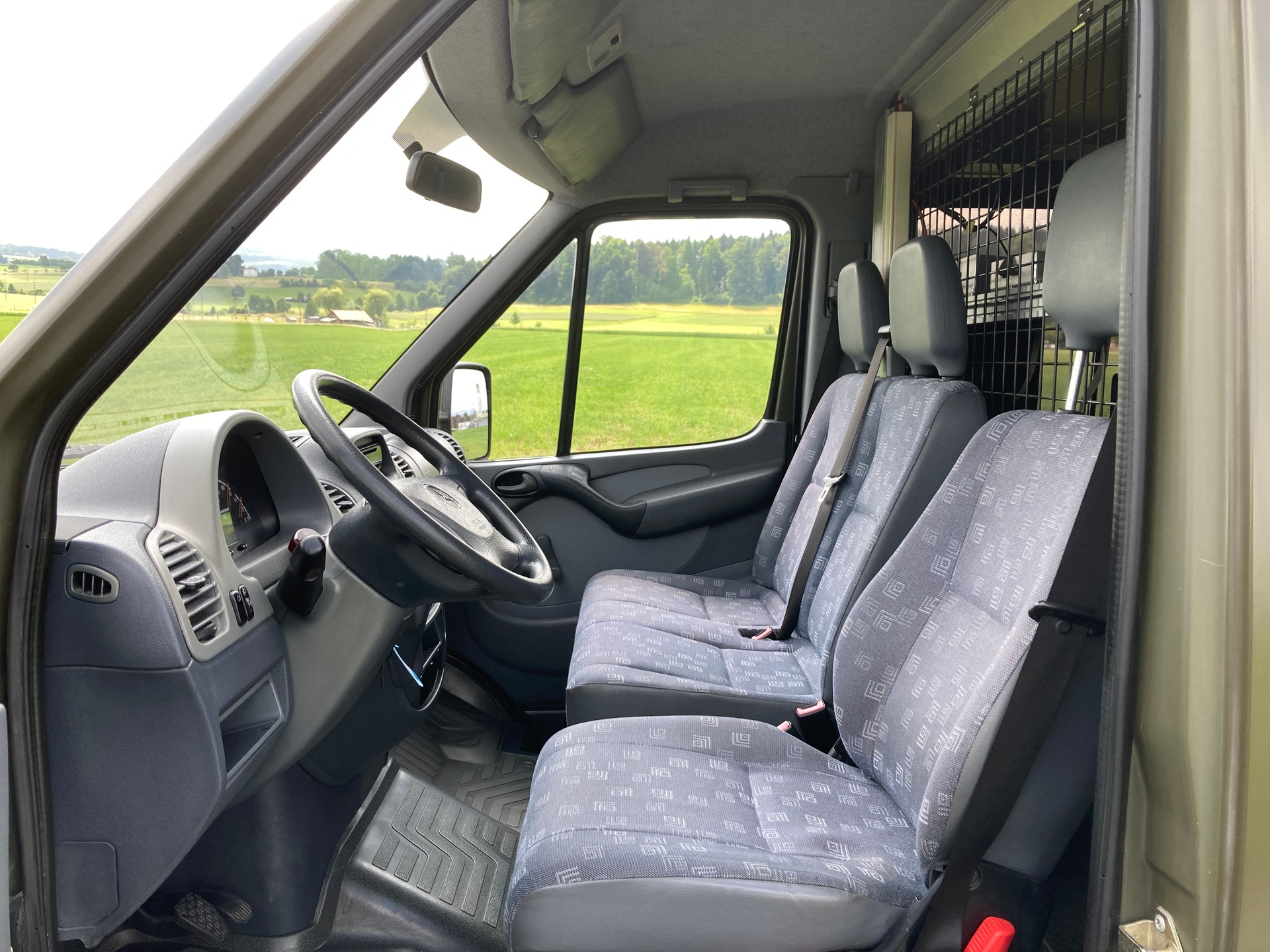 MERCEDES-BENZ Sprinter 313 CDI 4x4 mit Geländeuntersetzung-image-10