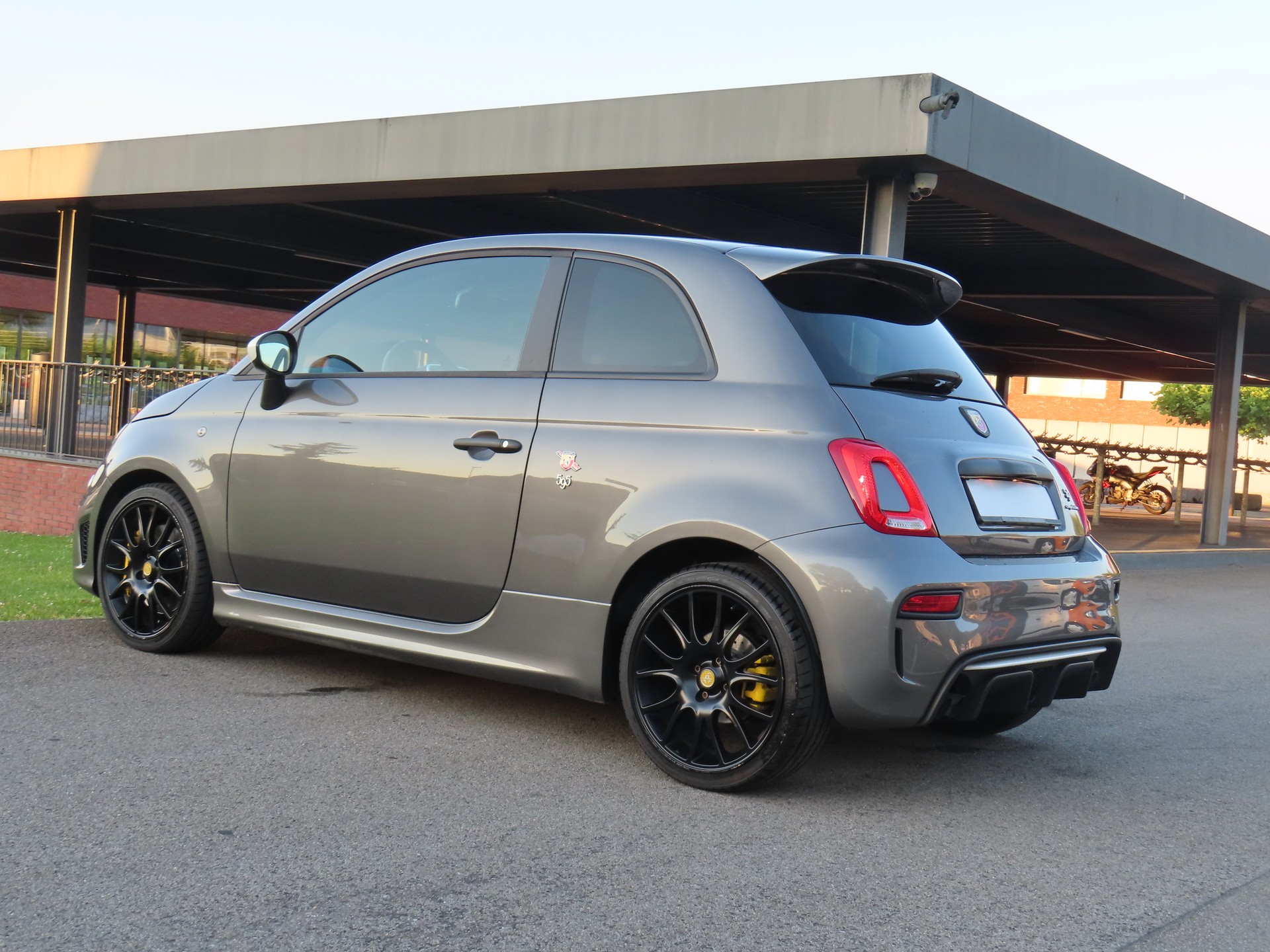 FIAT 595 1.4 16V Turbo Abarth Competition(CH)-image-5