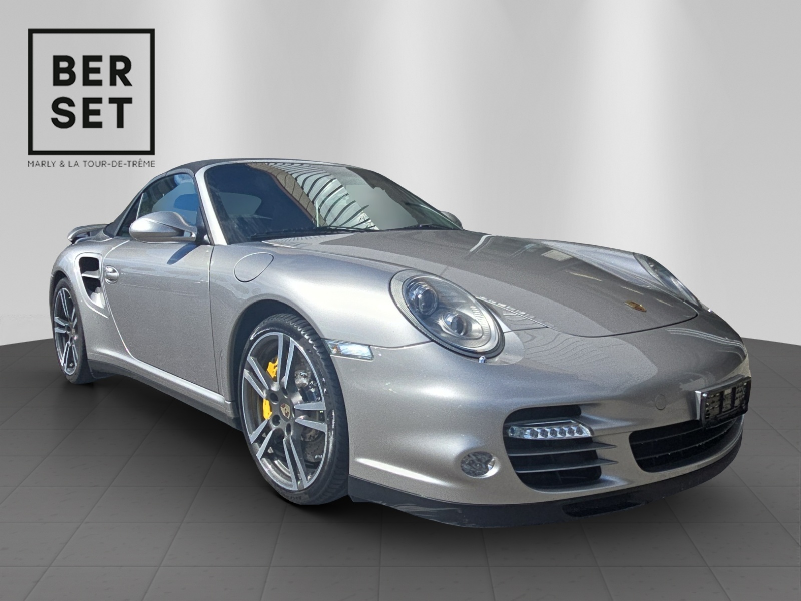 PORSCHE 911 Cabriolet 3.8 Turbo S-image-6