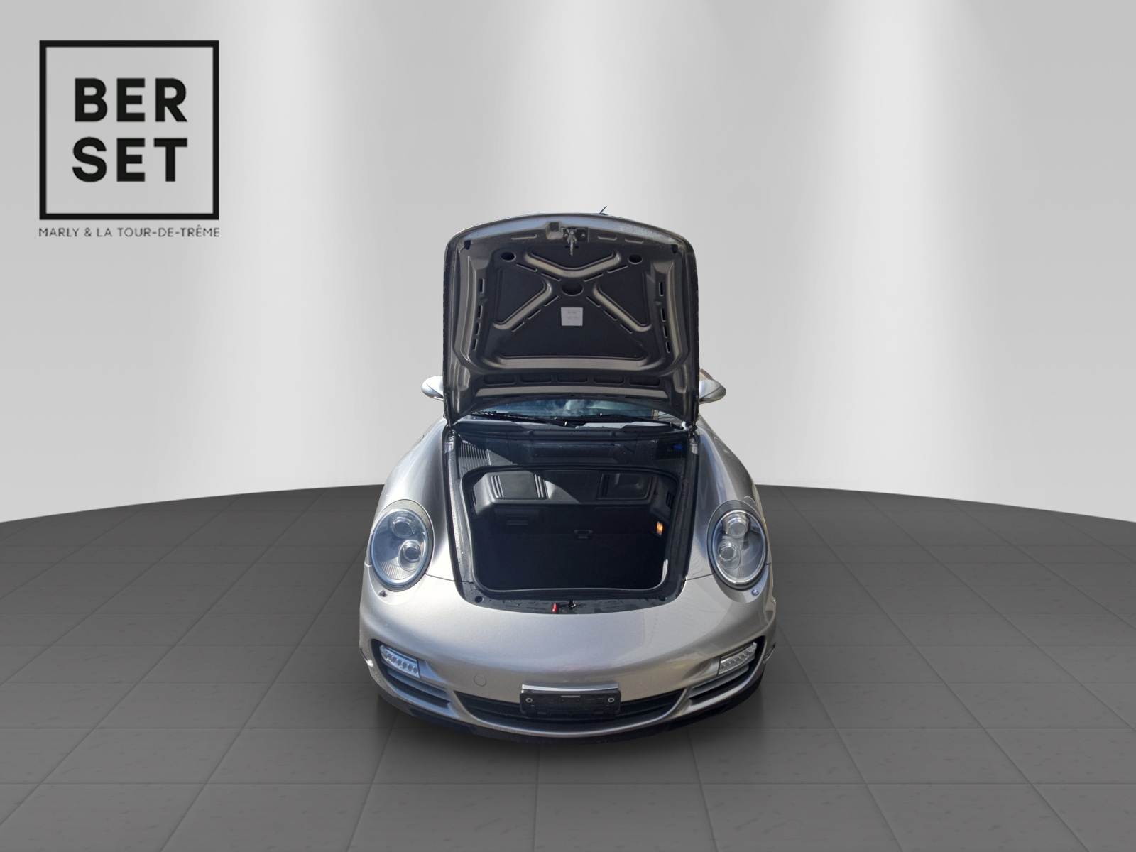 PORSCHE 911 Cabriolet 3.8 Turbo S-image-12