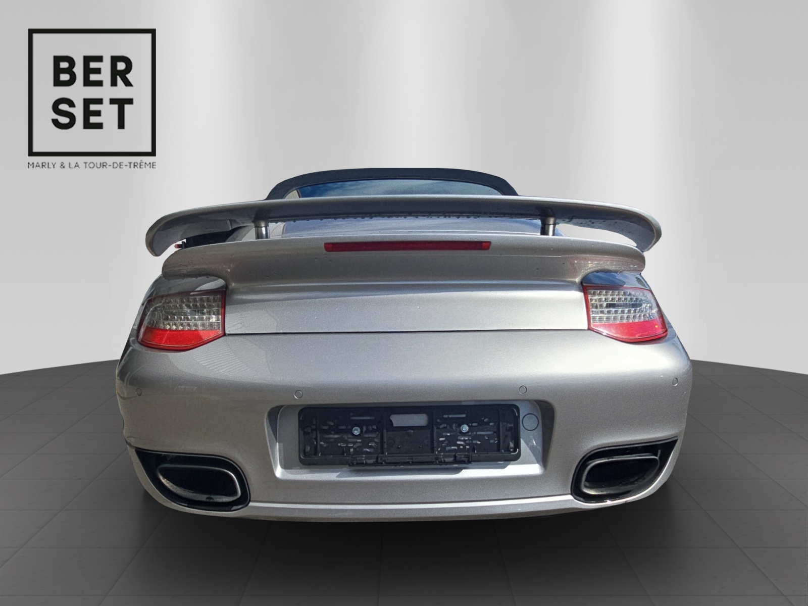 PORSCHE 911 Cabriolet 3.8 Turbo S-image-3