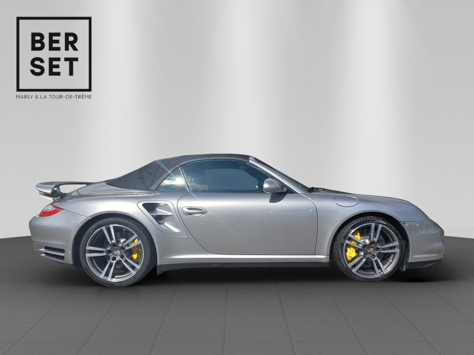 PORSCHE 911 Cabriolet 3.8 Turbo S-image-5
