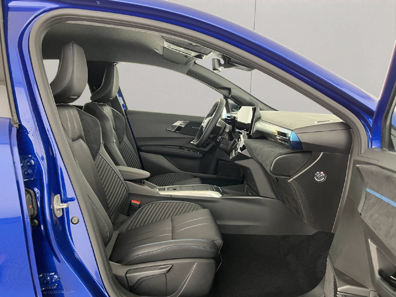 RENAULT Clio 1.8 E-Tech esprit Alpine-image-15