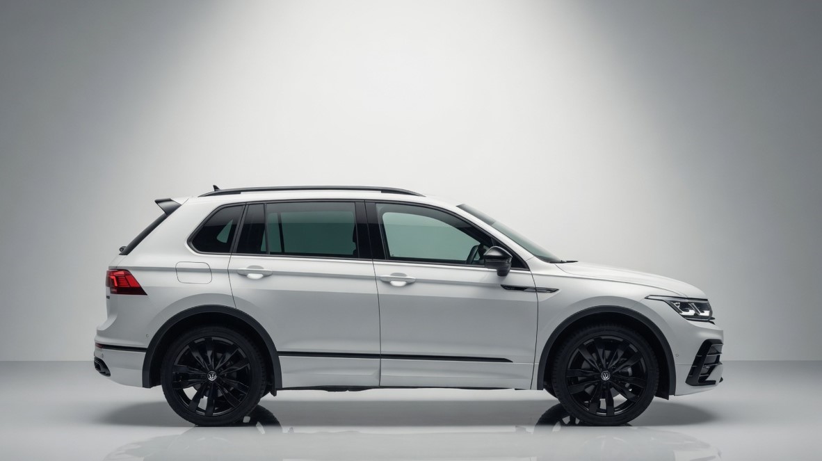 VW Tiguan 2.0 TDI SCR R-Line 4Motion DSG-image-5
