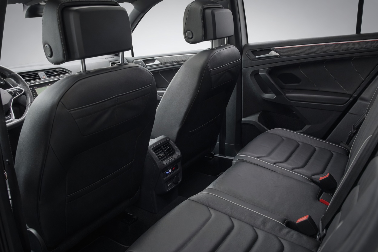 VW Tiguan 2.0 TDI SCR R-Line 4Motion DSG-image-9