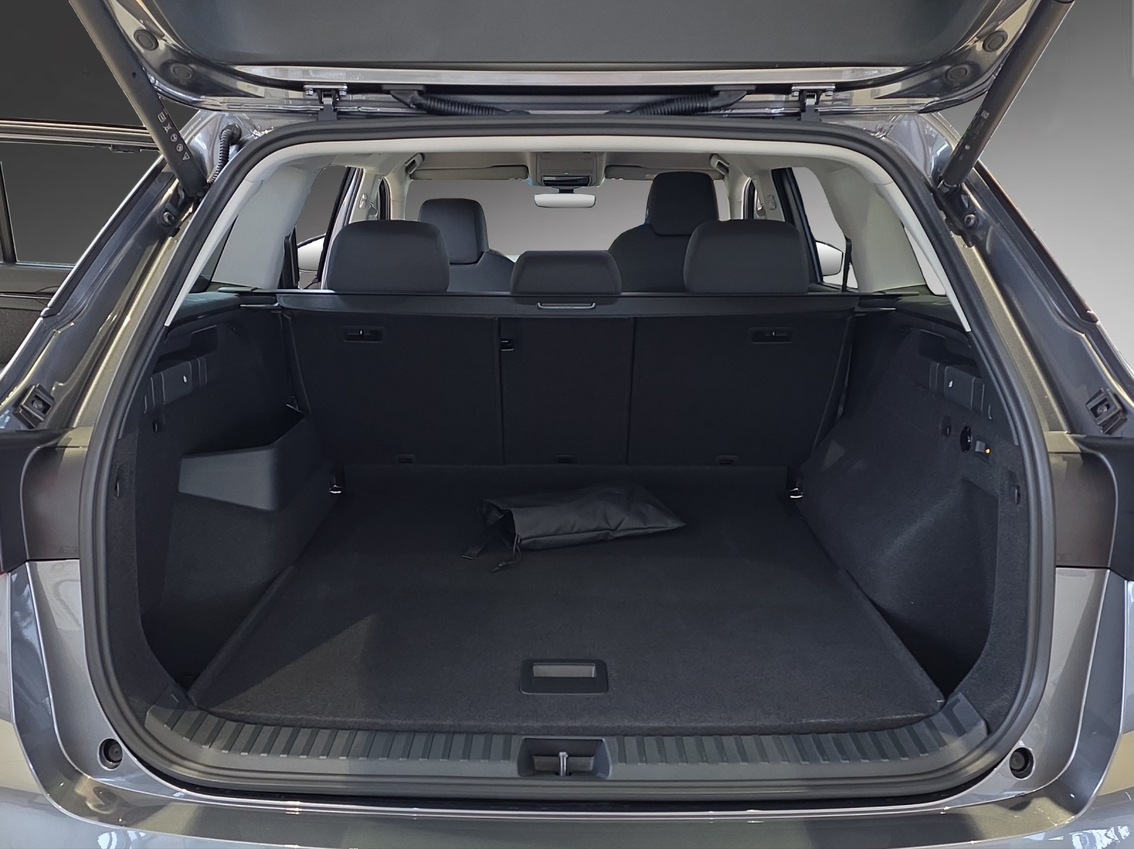 SKODA Kodiaq 2.0 TSI Dynamic 4x4-image-9