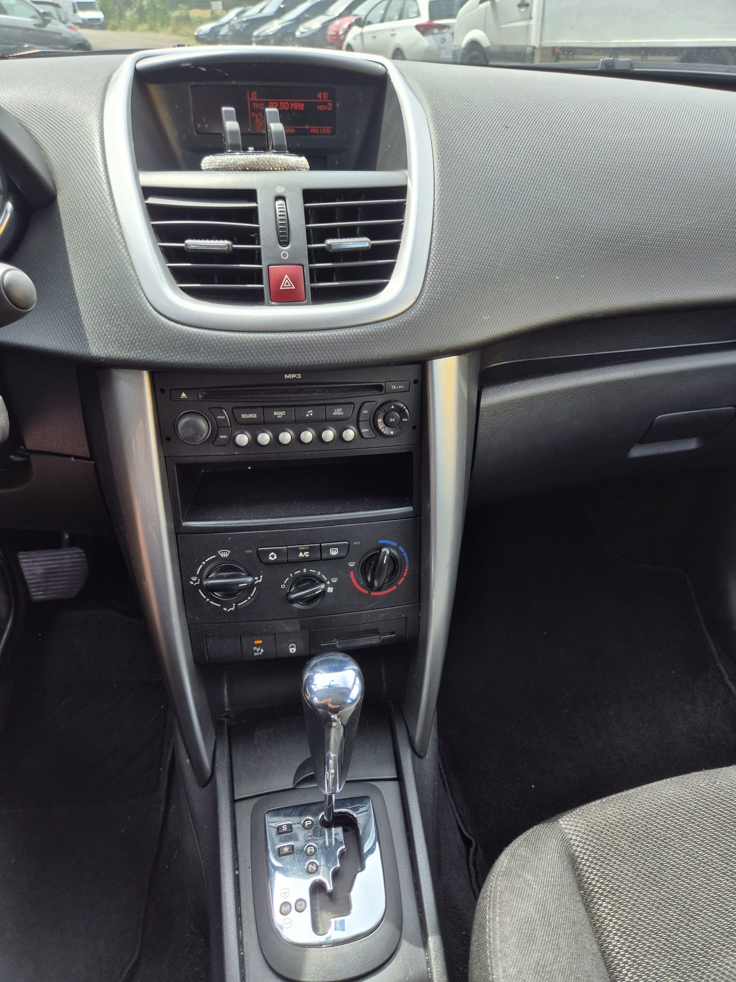 PEUGEOT 207 SW 1.6 16V Sport Automatic-image-11