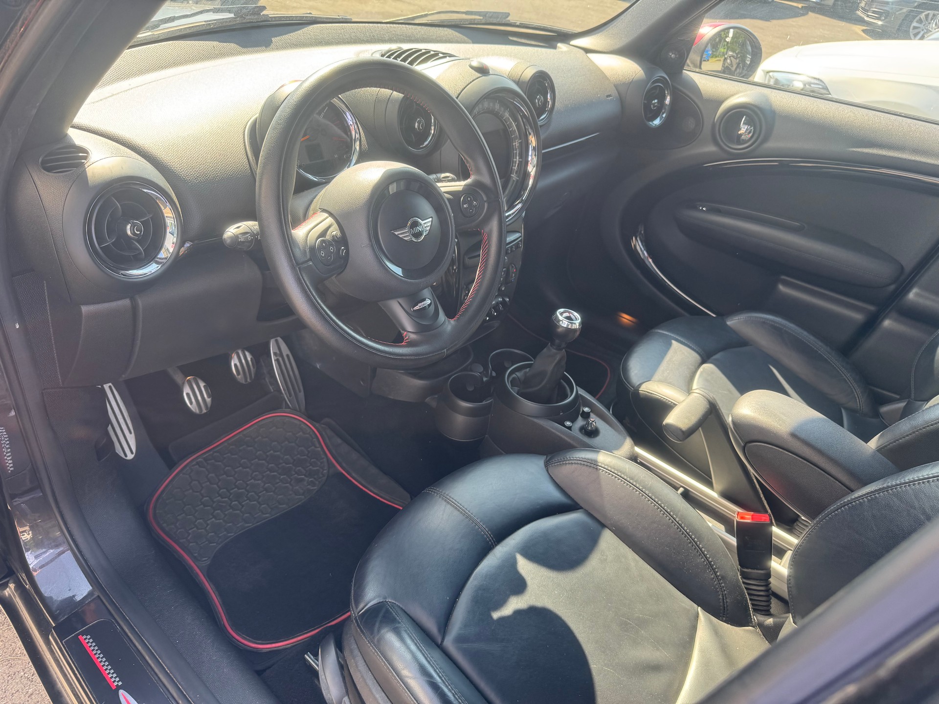 MINI Countryman John Cooper Works ALL4 by Burton-image-12