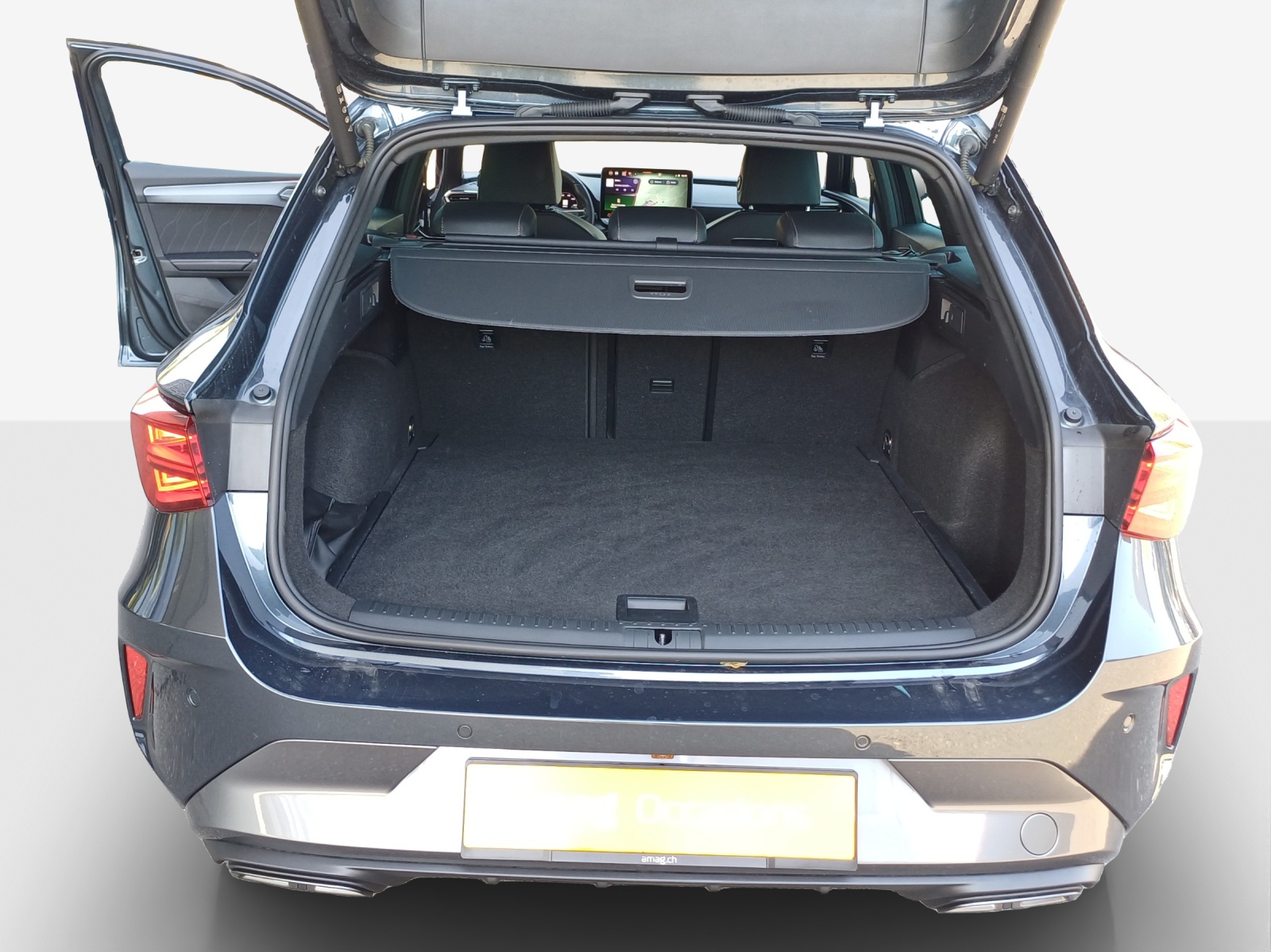 CUPRA LEON ST 1.5 eTSI DSG-image-12