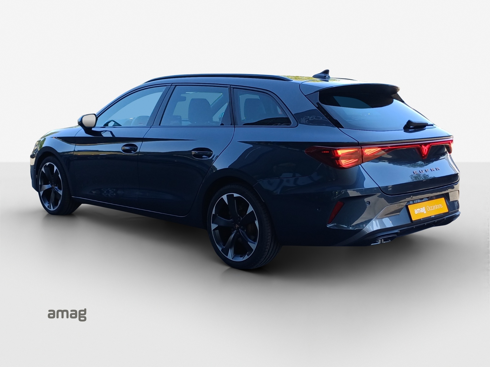 CUPRA LEON ST 1.5 eTSI DSG-image-2