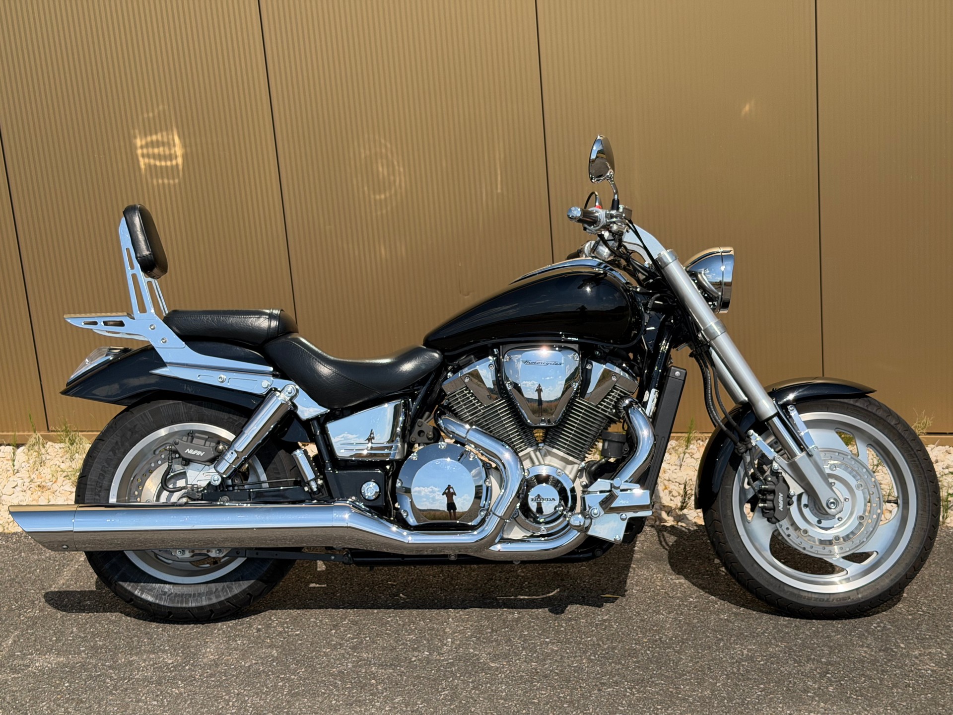 HONDA VTX 1800 C-showroom-element-3