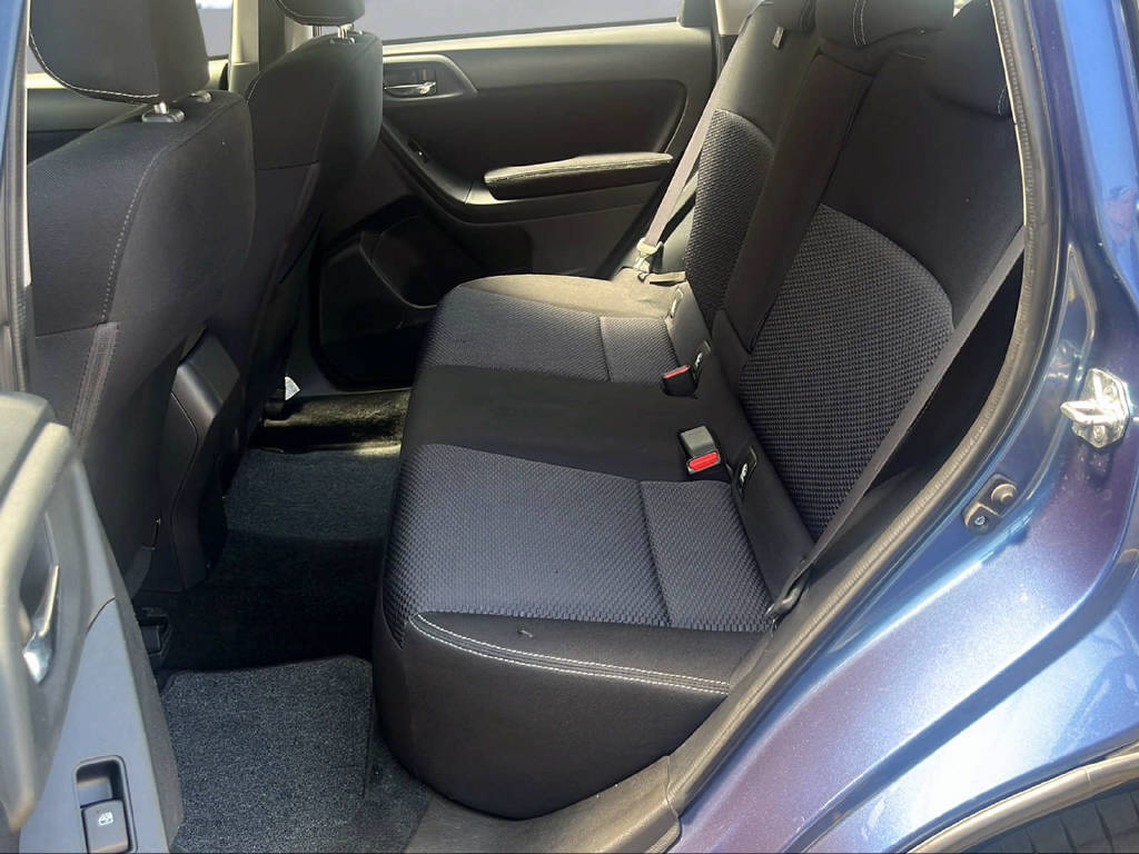 SUBARU Forester Station 2.0 Swiss mit Anhängerkupplung 1800Kg-image-17