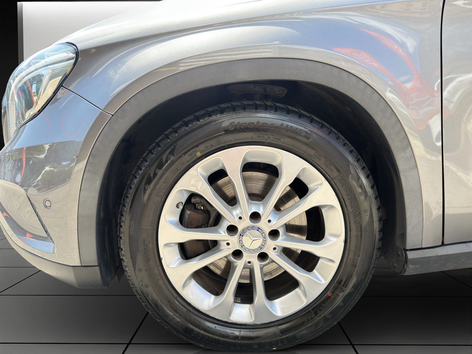 MERCEDES-BENZ GLA 250 Urban 4Matic-image-5