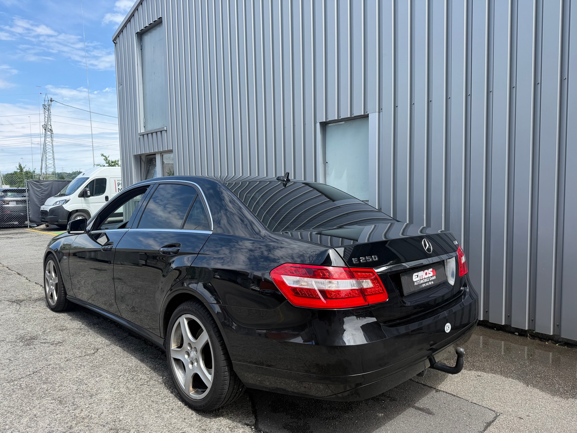 MERCEDES-BENZ E 250 CDI BlueEfficiency 7G-Tronic-image-4