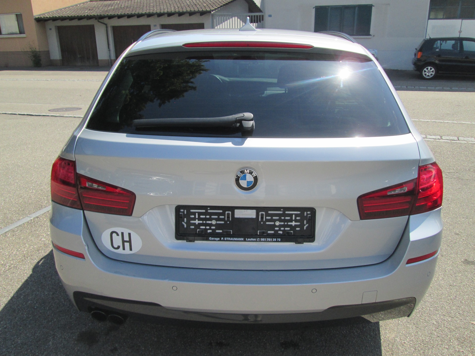 BMW 520d Touring xDrive Luxury Line Steptronic-image-3