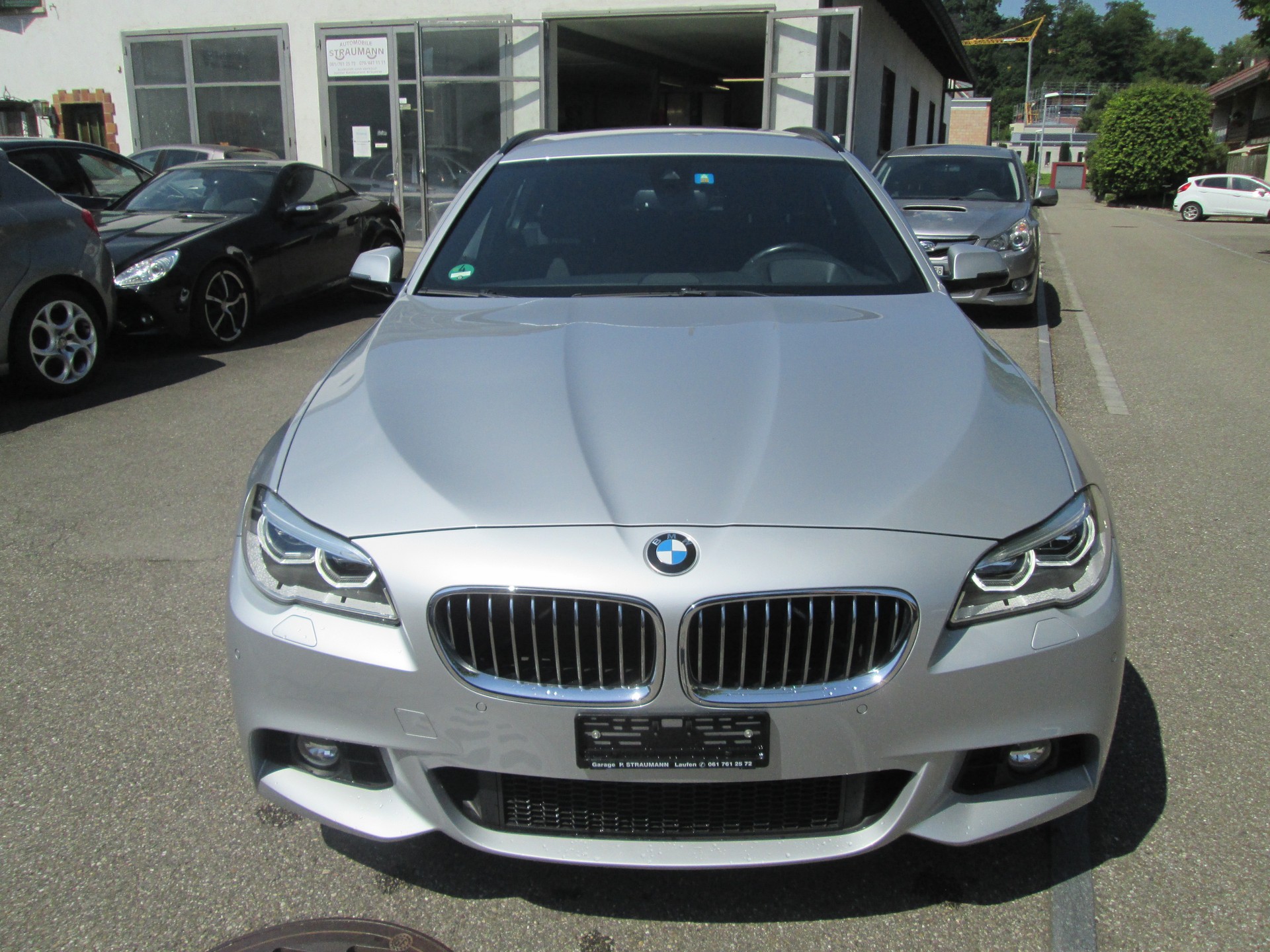 BMW 520d Touring xDrive Luxury Line Steptronic-image-6