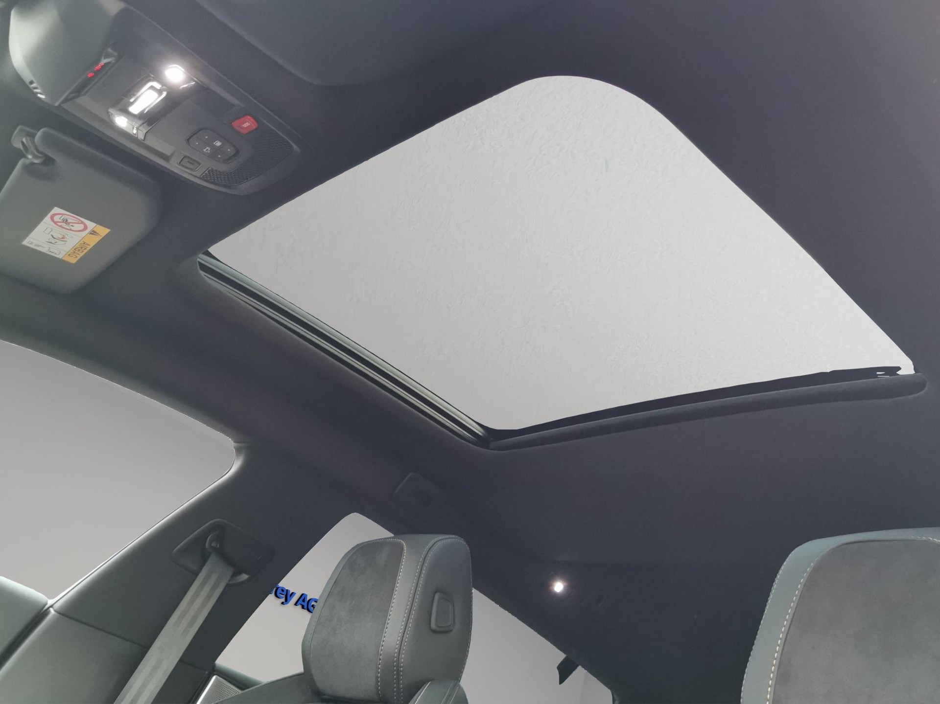 PEUGEOT 508 SW 1.6 Plug-in Hybrid4 PSE-image-10