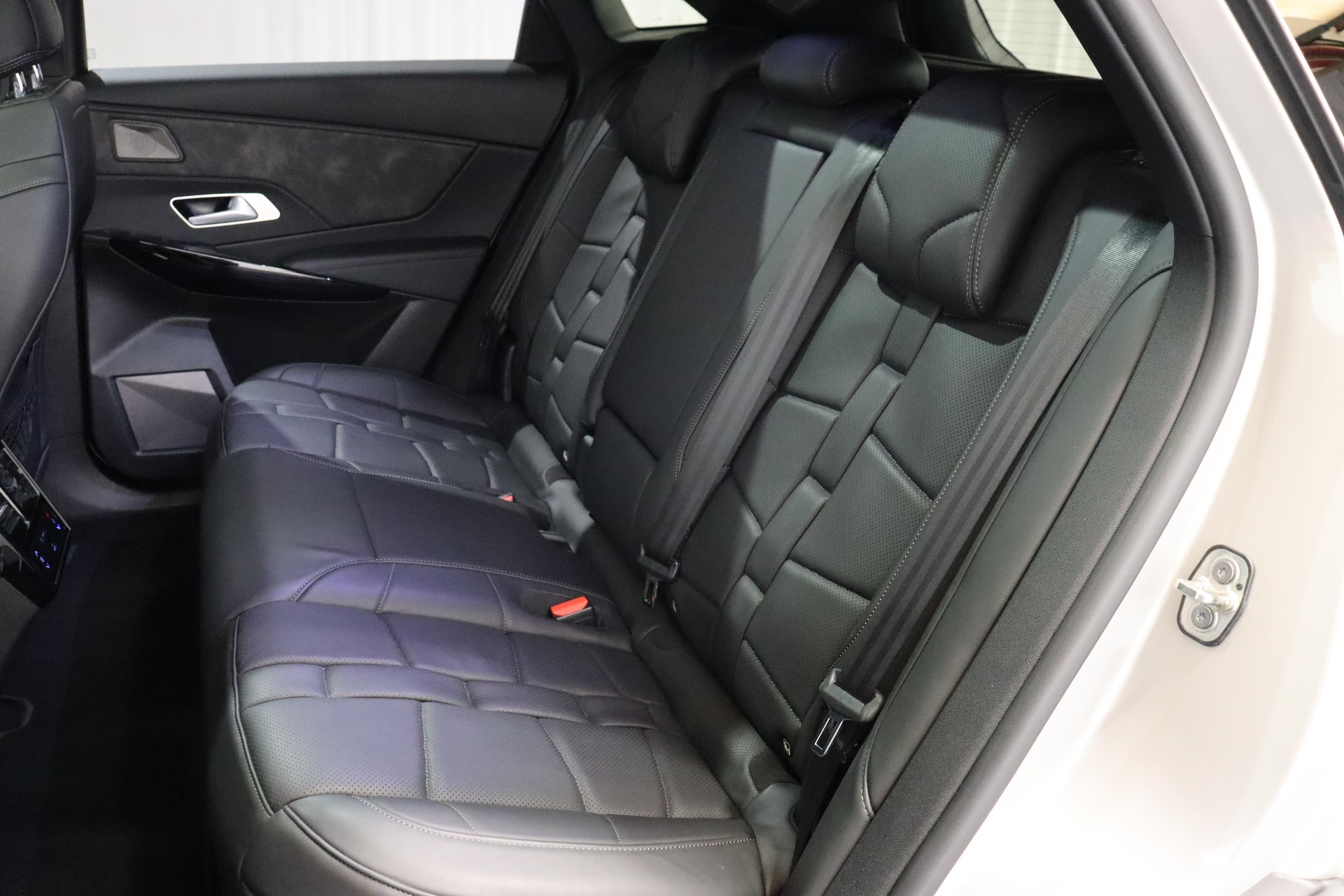 DS AUTOMOBILES 7 Crossback 1.6 E-Tense Rivoli 4x4-image-5