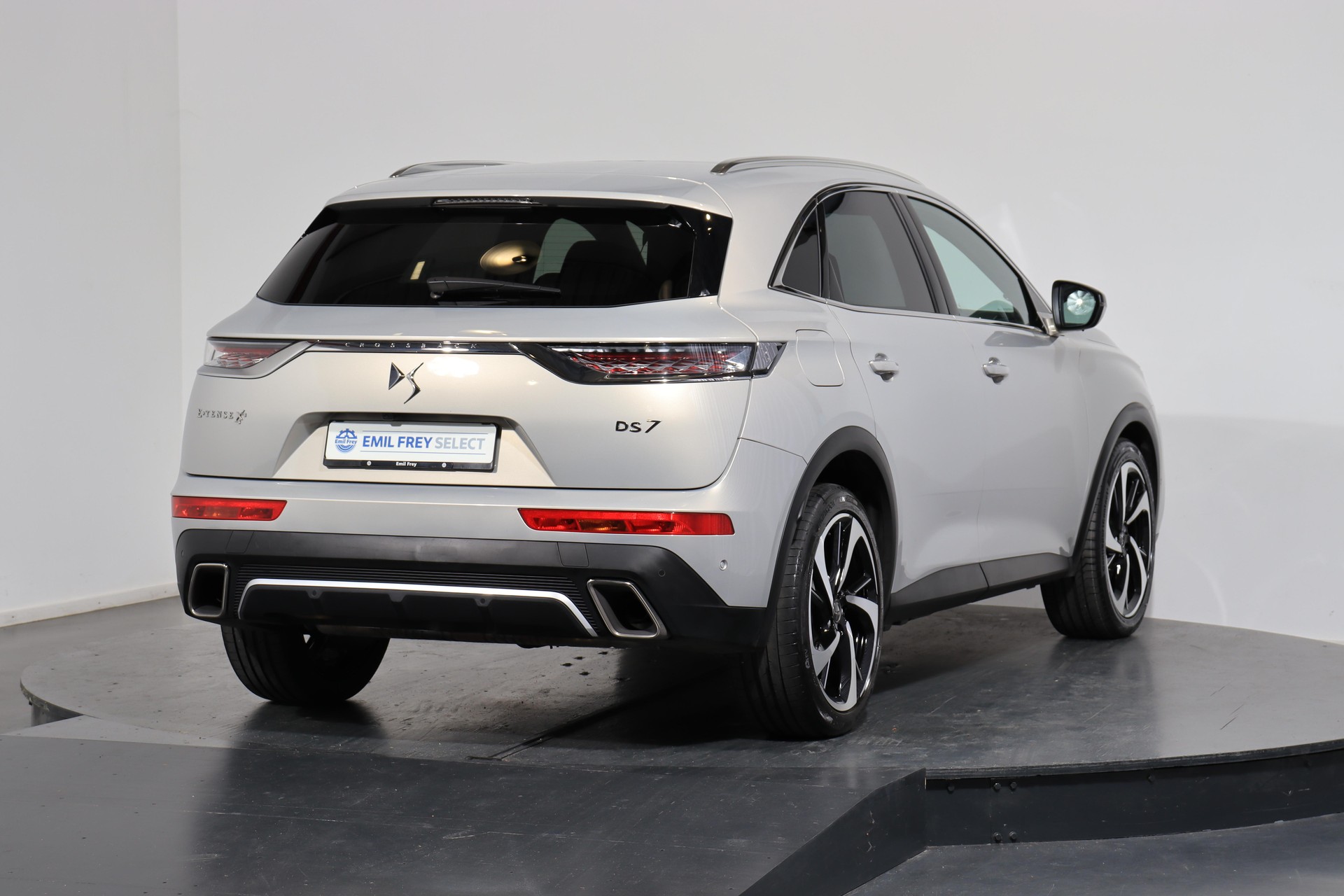 DS AUTOMOBILES 7 Crossback 1.6 E-Tense Rivoli 4x4-image-2