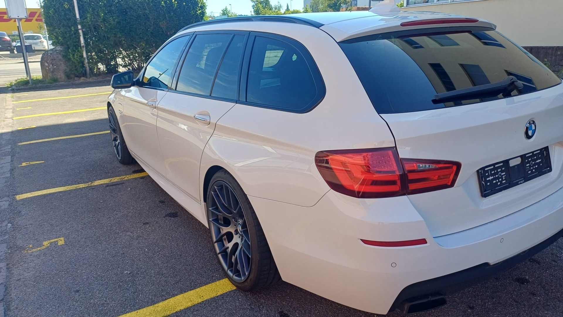 BMW M550d xDrive Touring Steptronic-image-3