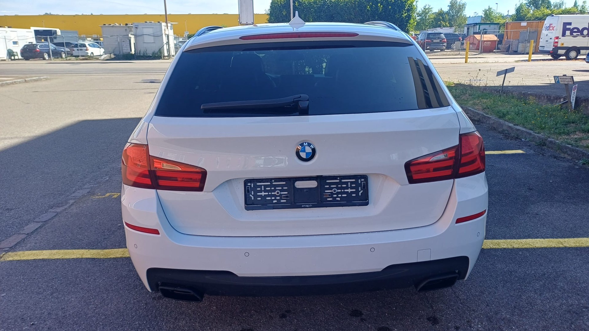 BMW M550d xDrive Touring Steptronic-image-5