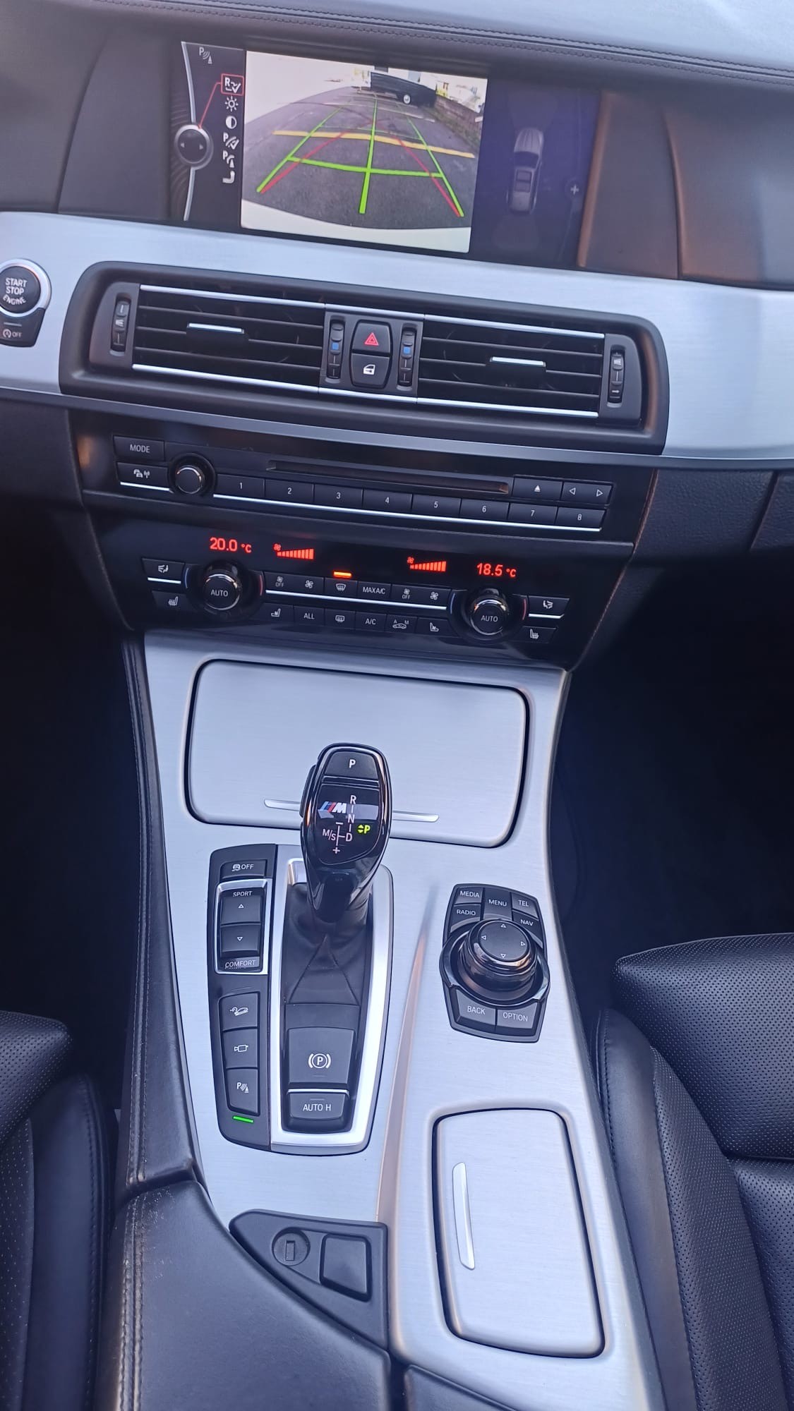 BMW M550d xDrive Touring Steptronic-image-14