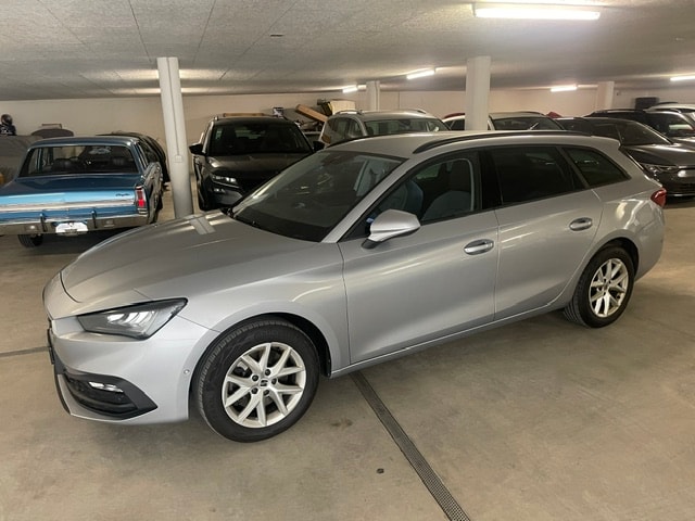 SEAT Leon ST 2.0 TDI EVO DSG Style-image-1
