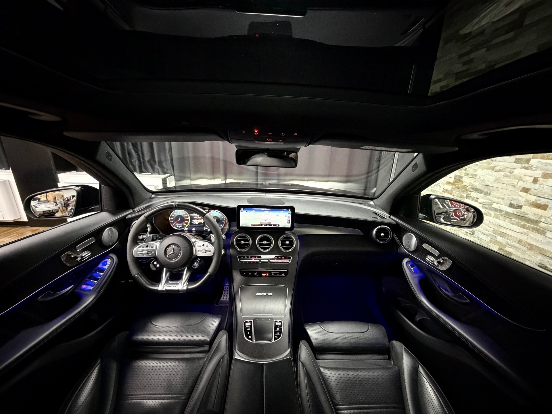 MERCEDES-BENZ GLC 63 S AMG 4Matic 9G-Tronic-image-25
