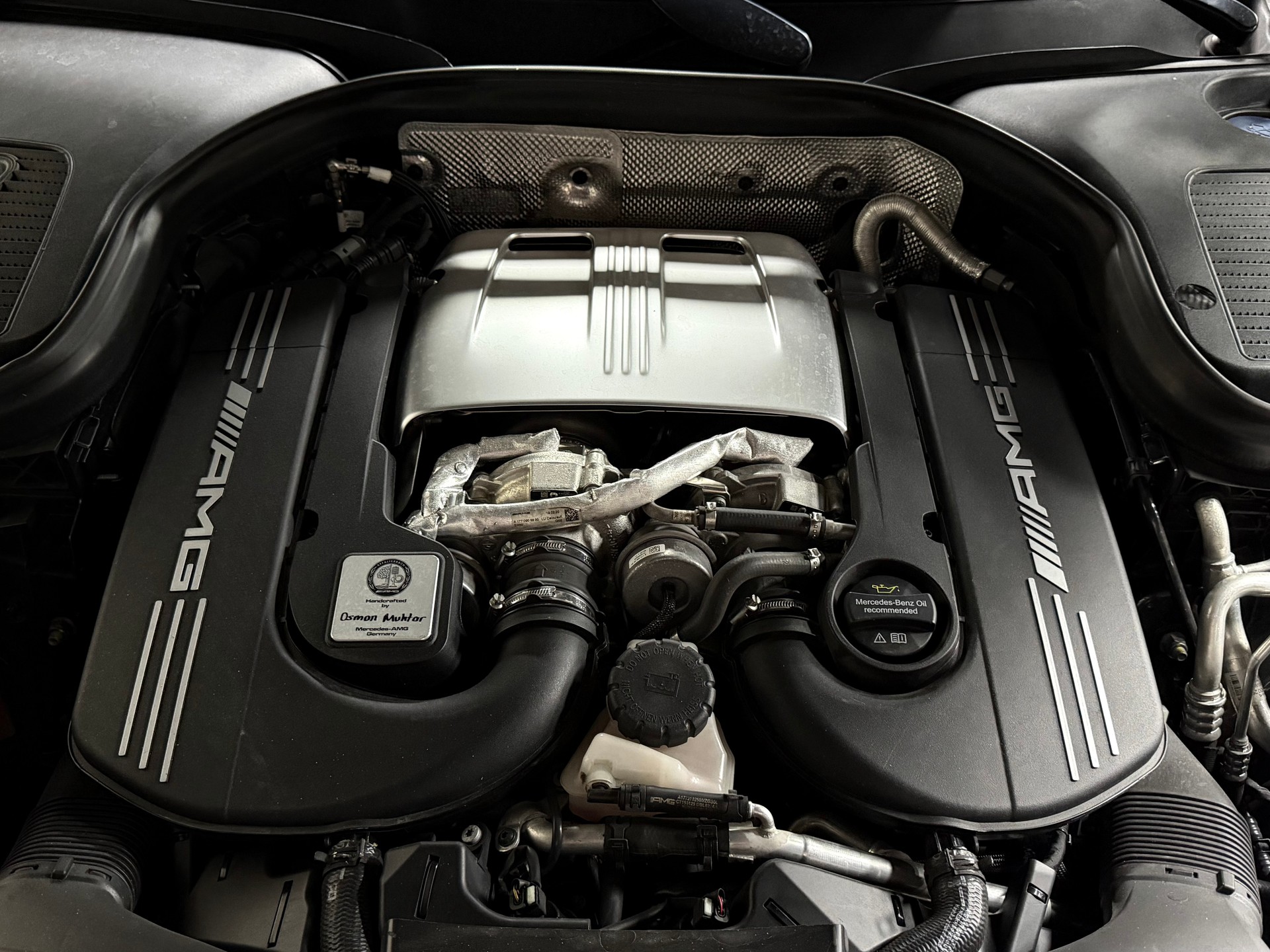 MERCEDES-BENZ GLC 63 S AMG 4Matic 9G-Tronic-image-31