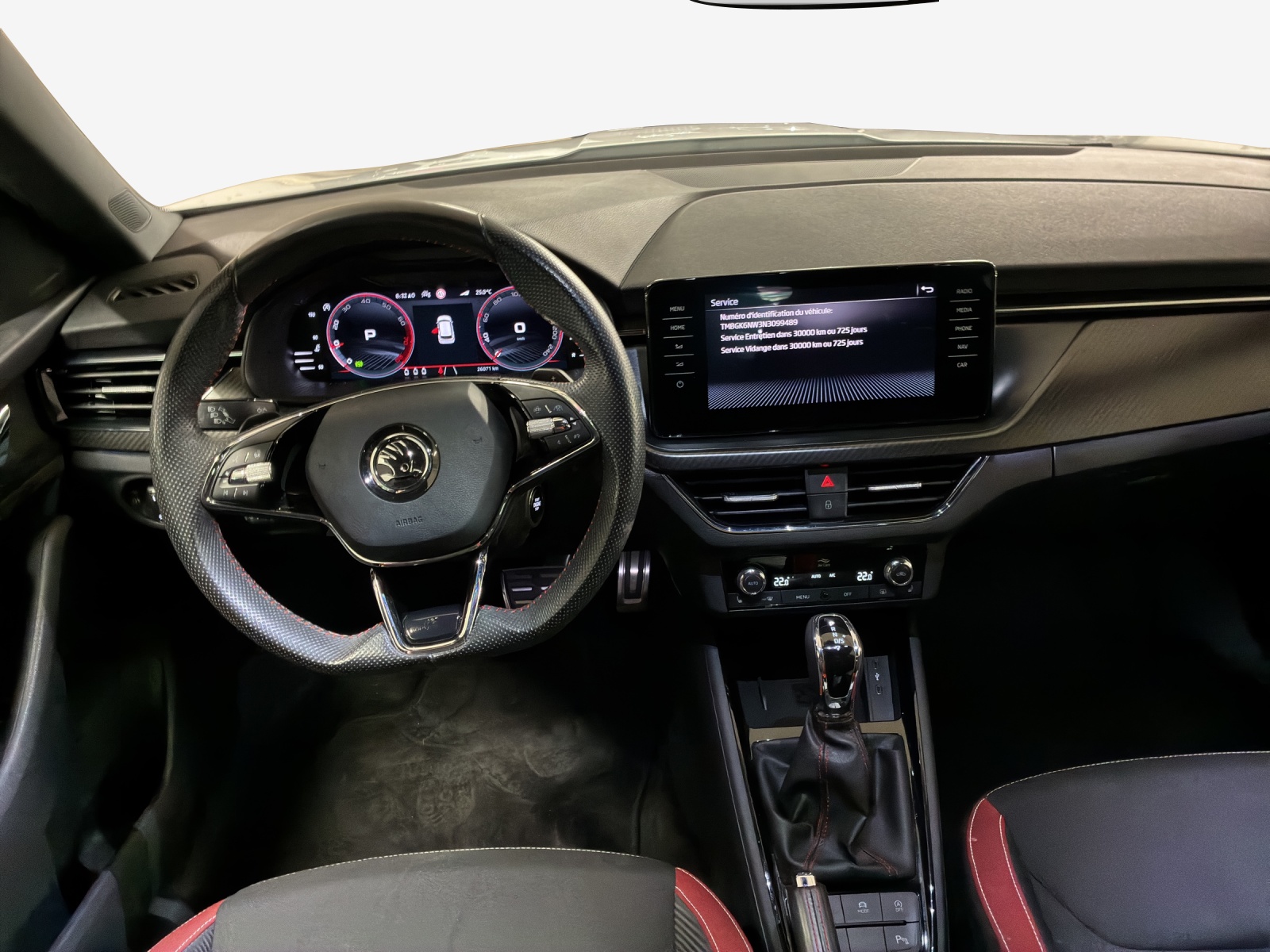 SKODA Kamiq 1.5 TSI ACT Monte Carlo DSG-image-8