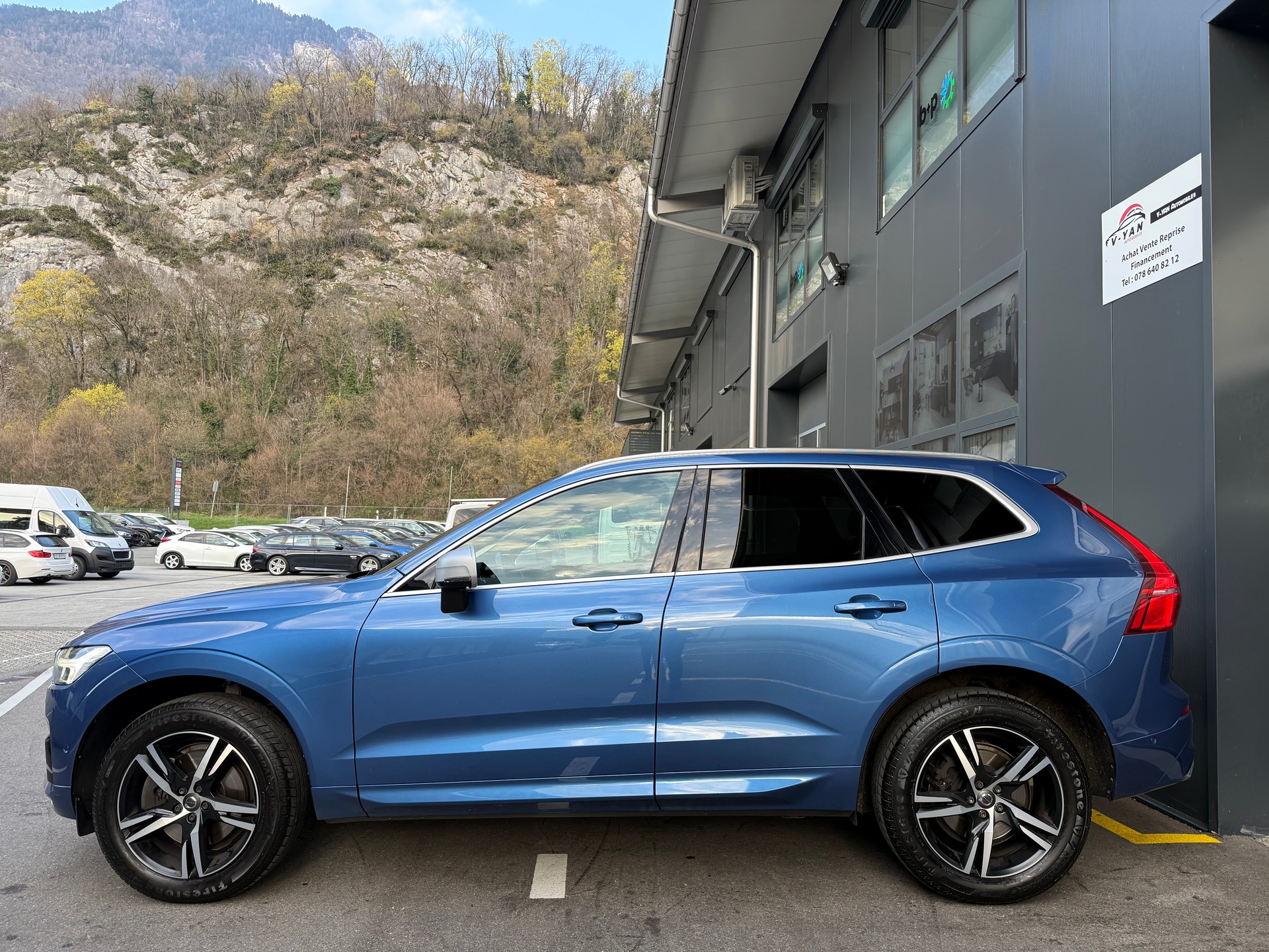 VOLVO XC60 T5 AWD R-Design Geartronic-image-6