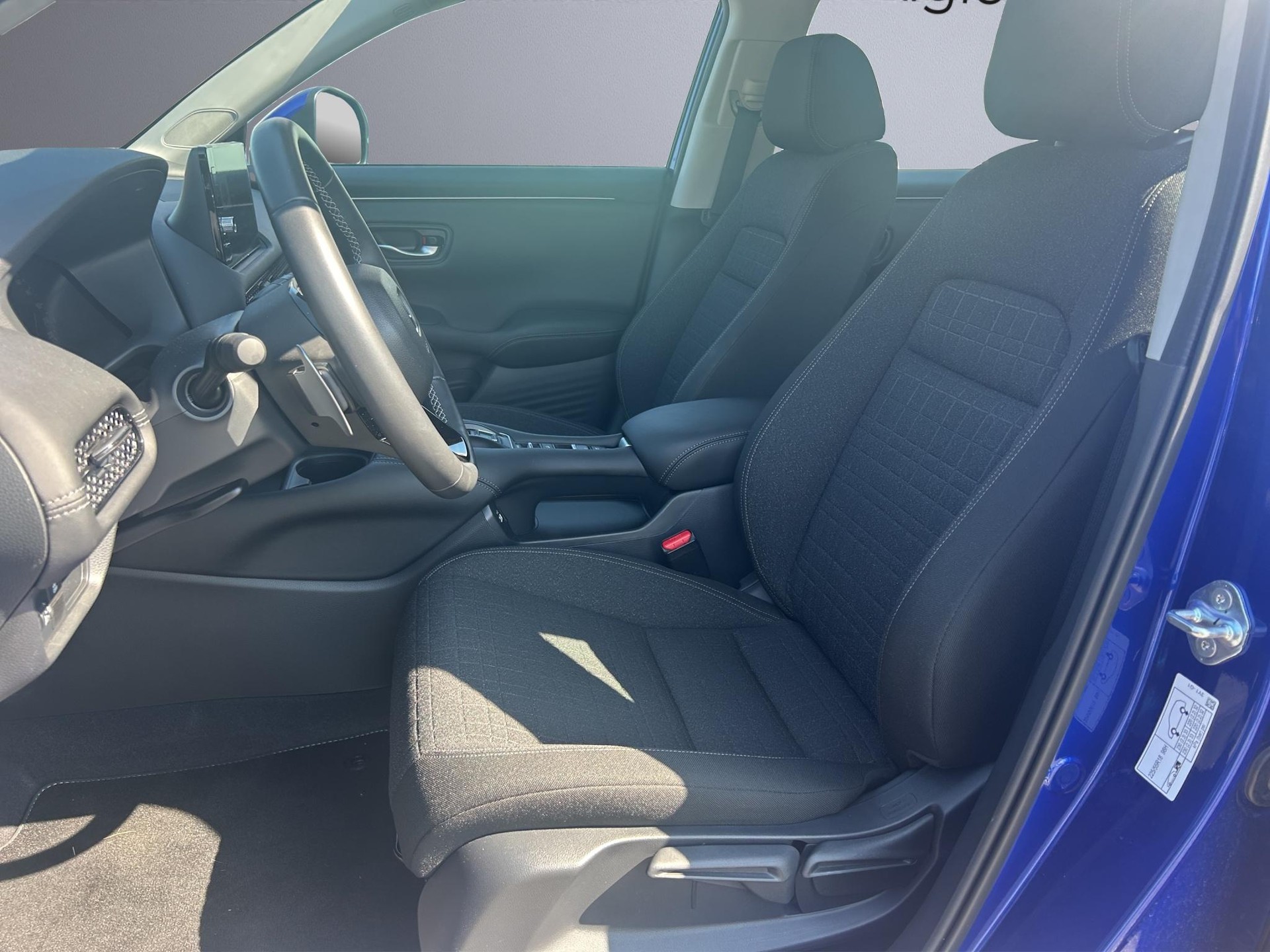 HONDA ZR-V 2.0 i-MMD Elegance-image-8