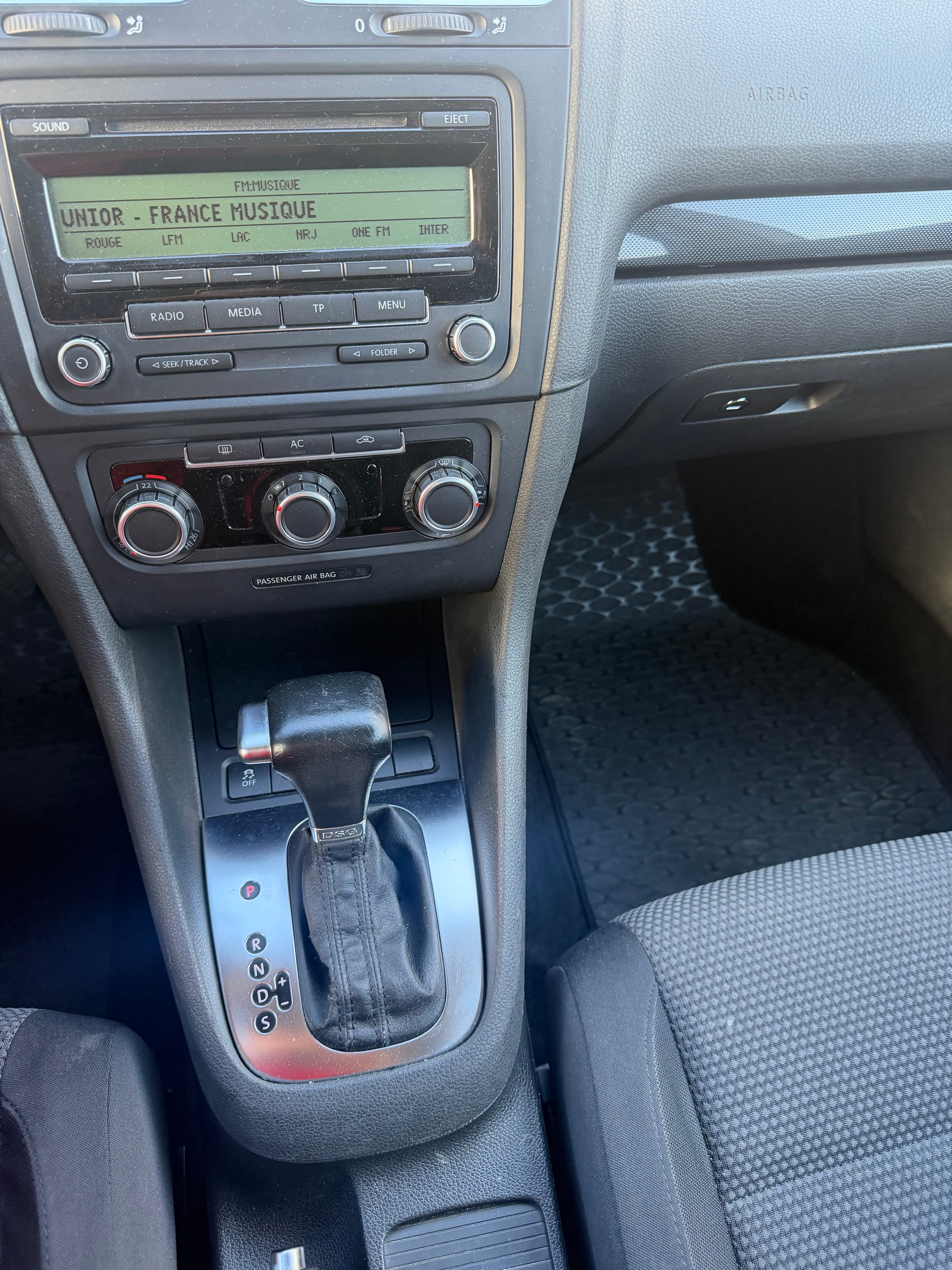 VW Golf Variant 1.4 TSI Comfortline DSG-image-7