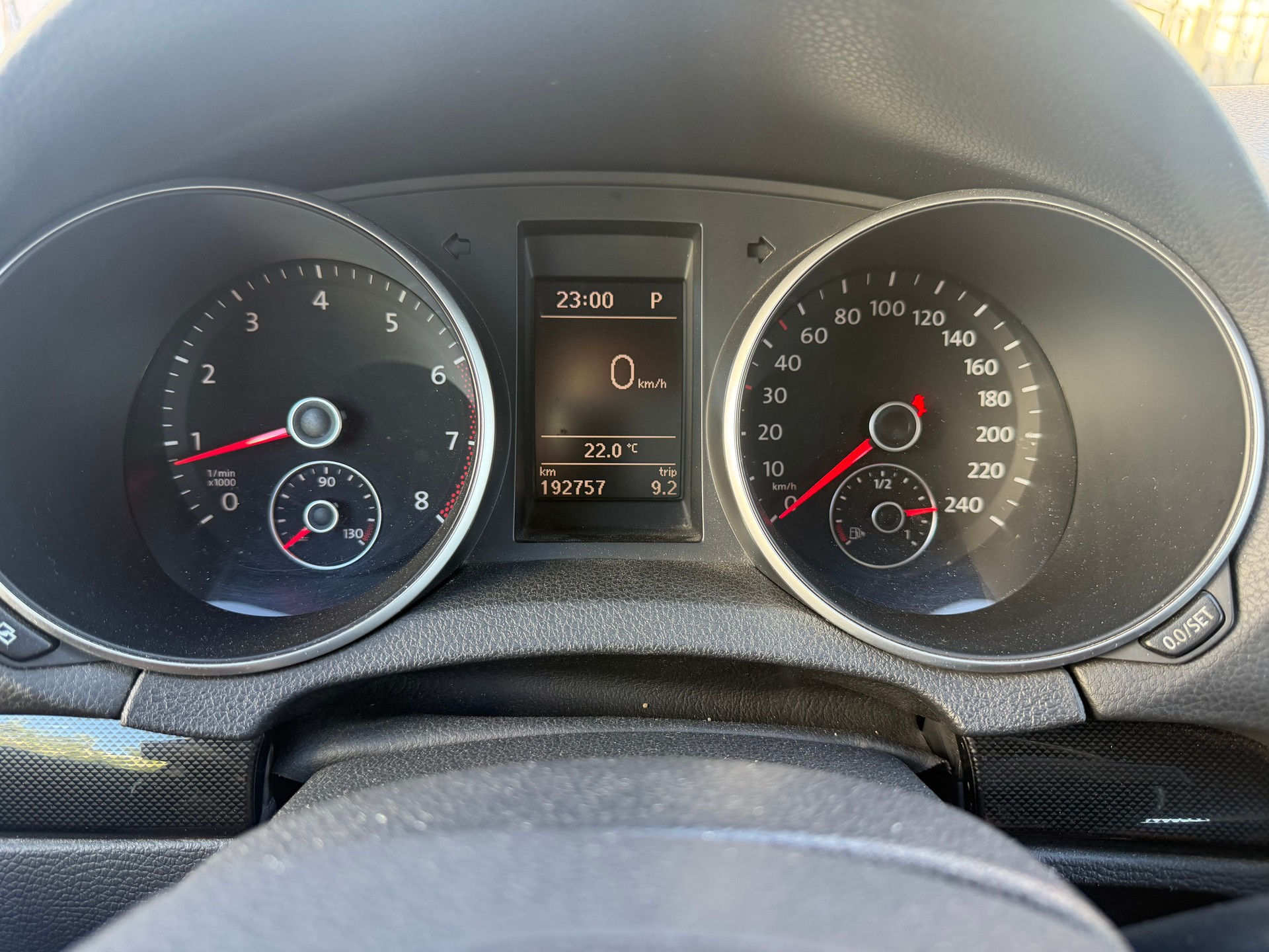 VW Golf Variant 1.4 TSI Comfortline DSG-image-8
