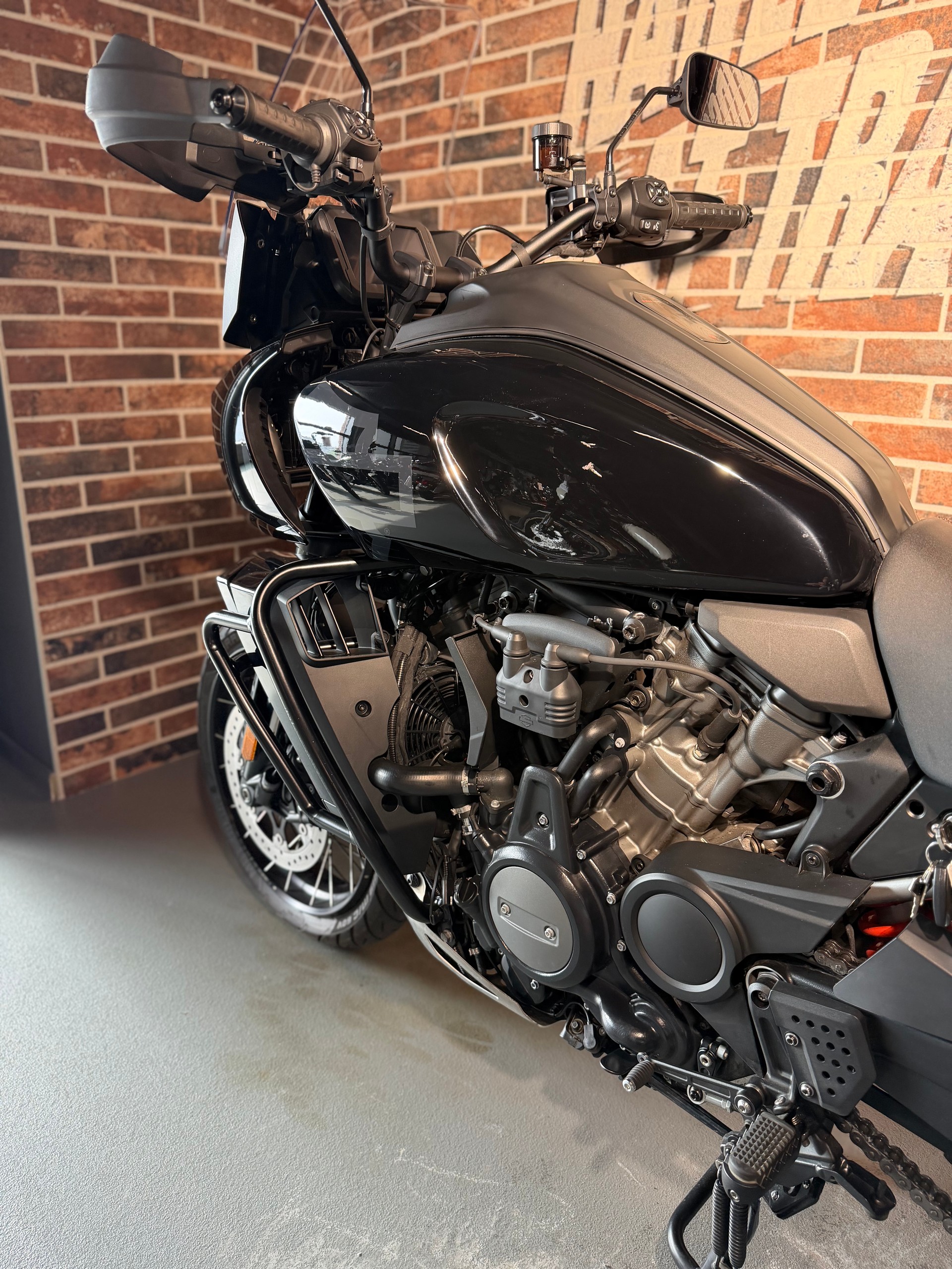 HARLEY-DAVIDSON RA Pan America 1250 Special-showroom-element-3