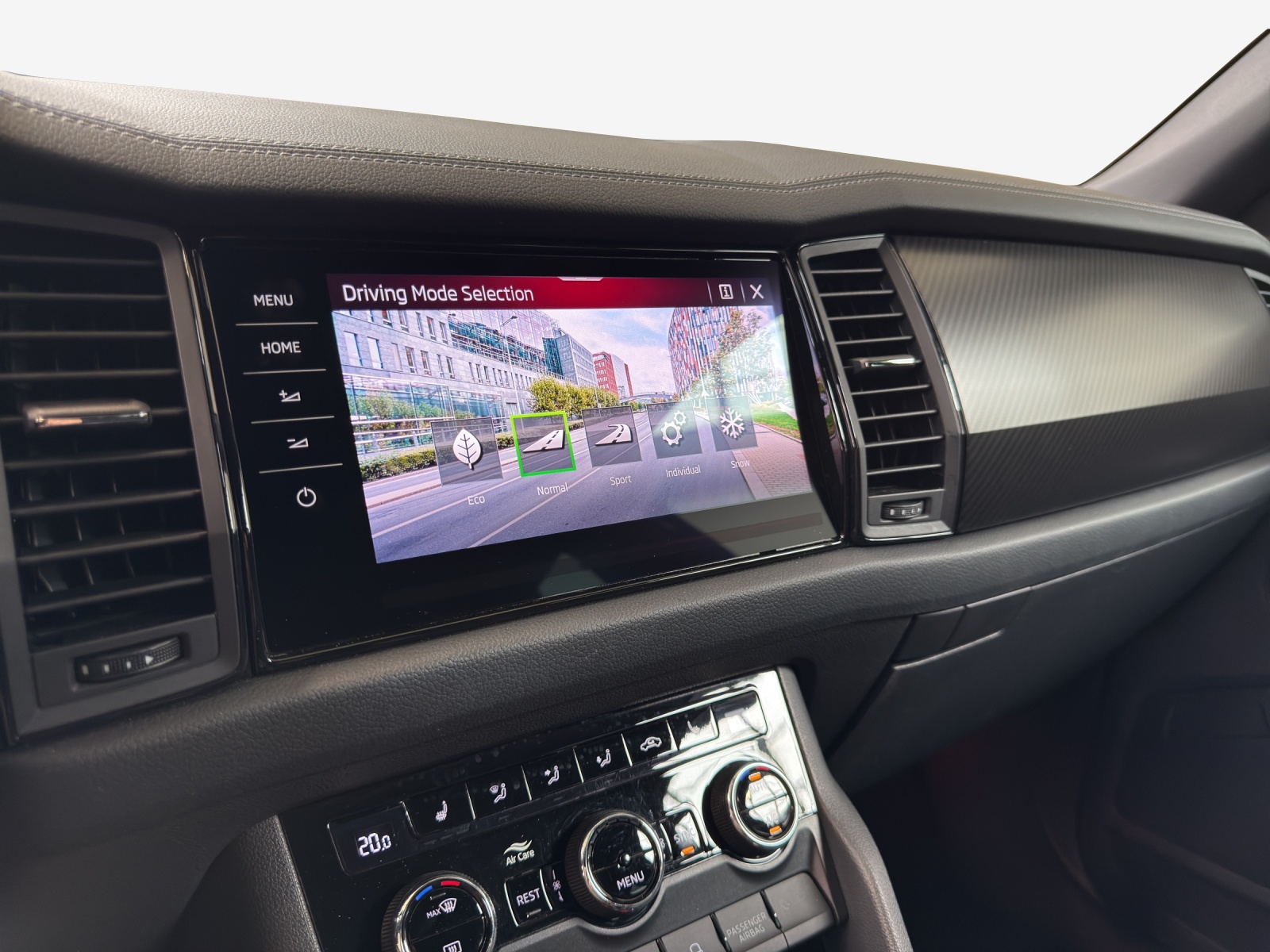 SKODA Kodiaq 2.0 TSI 4x4 SportLine-image-15