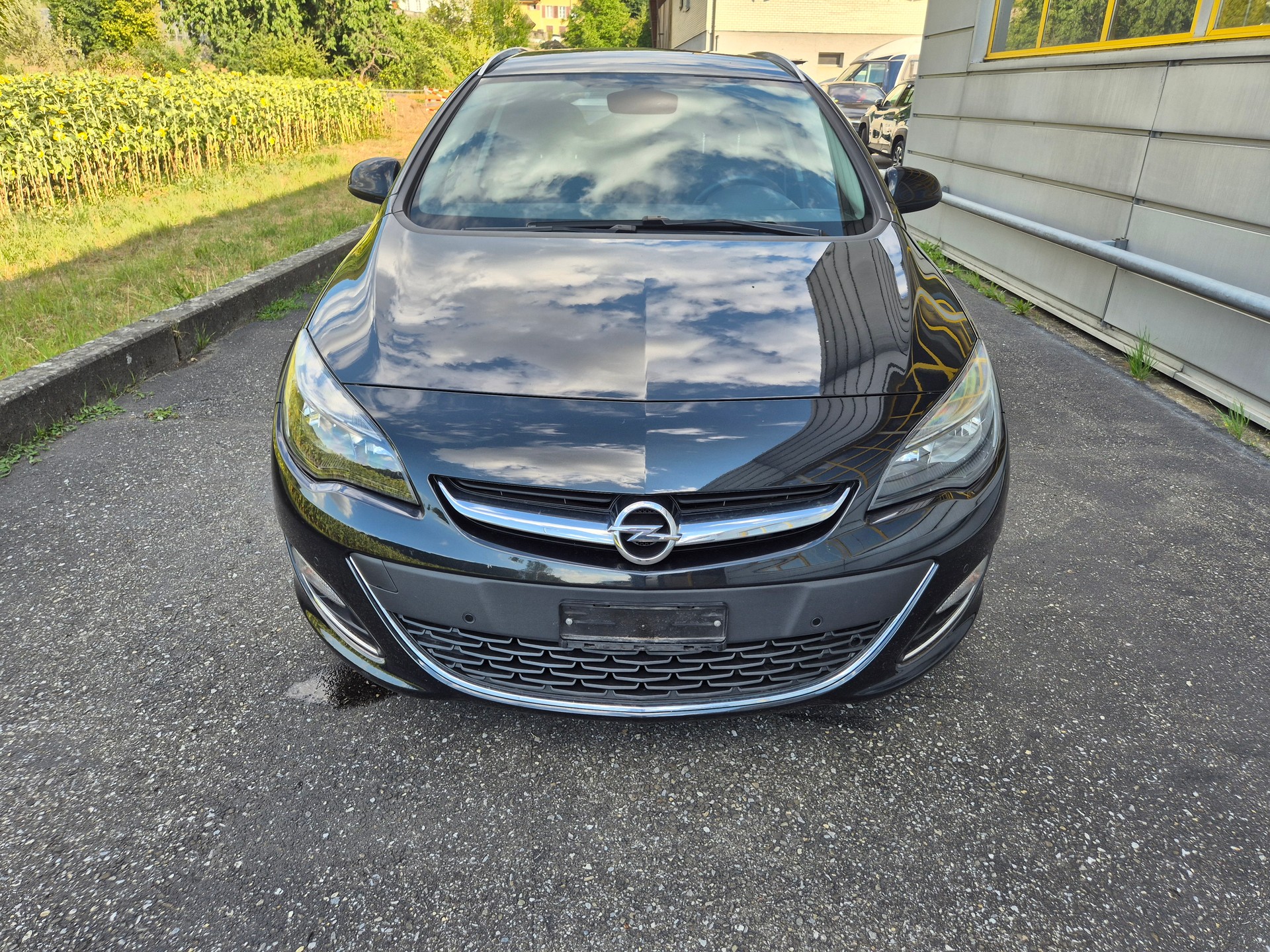 OPEL Astra SportsTourer 1.4i 16V Turbo Cosmo-image-8