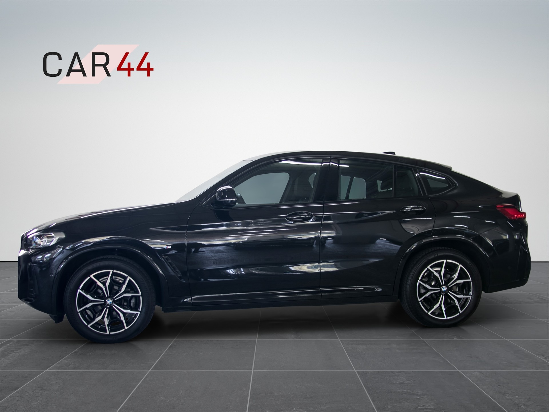 BMW X4 xDrive 48V 20d M Sport Steptronic-showroom-element-1