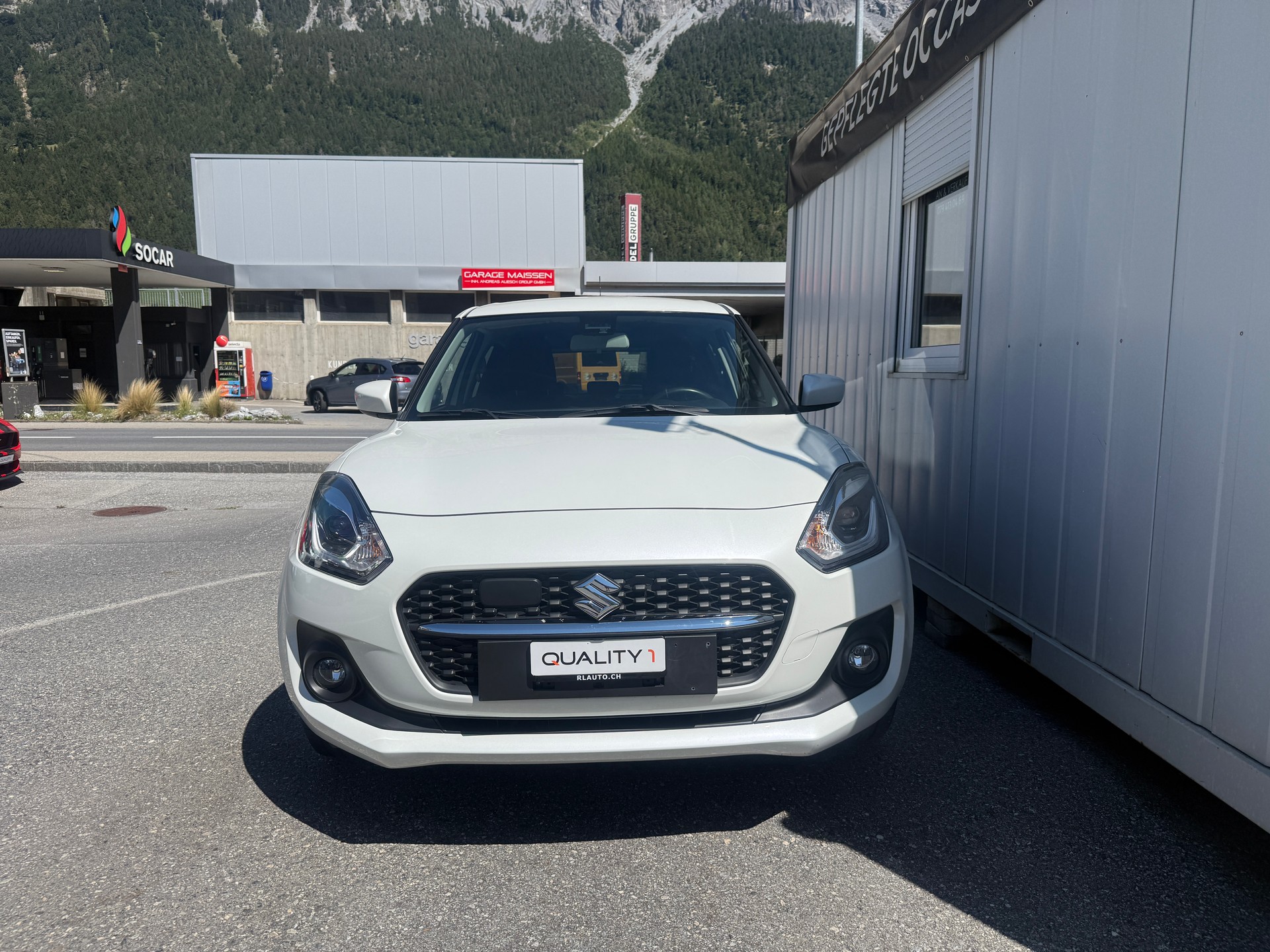 SUZUKI Swift 1.2i Piz Sulai Top Hybrid Allgrip 4x4 *1. HAND* KLIMA* LED* DAB**-image-23