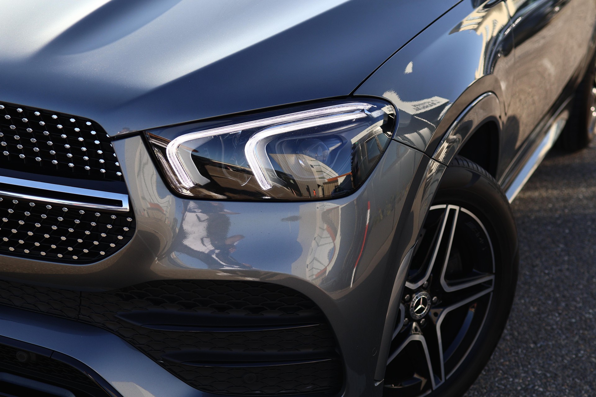 MERCEDES-BENZ GLE 350 d AMG Line 4matic-image-1