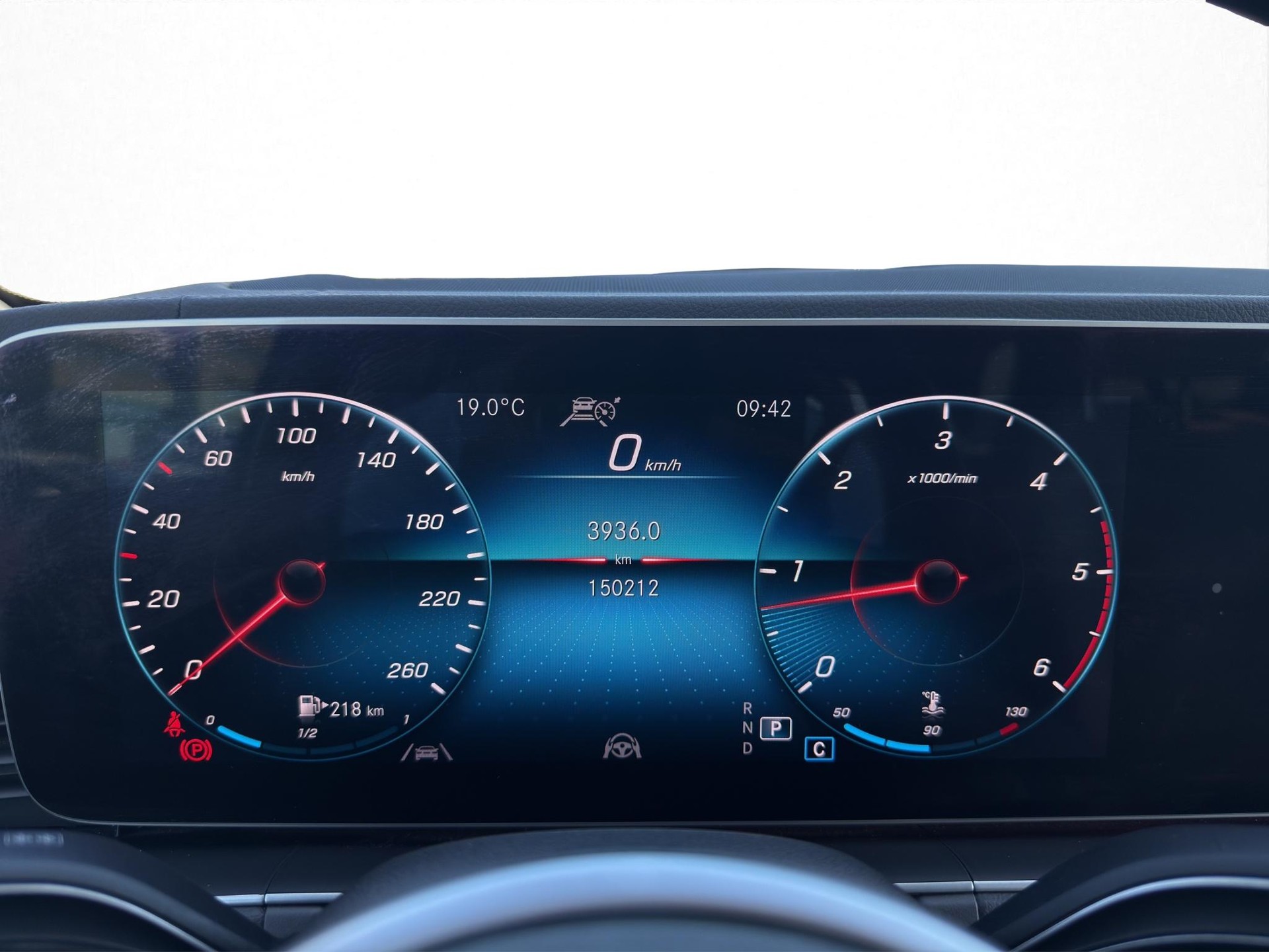 MERCEDES-BENZ GLE 350 d AMG Line 4matic-image-19