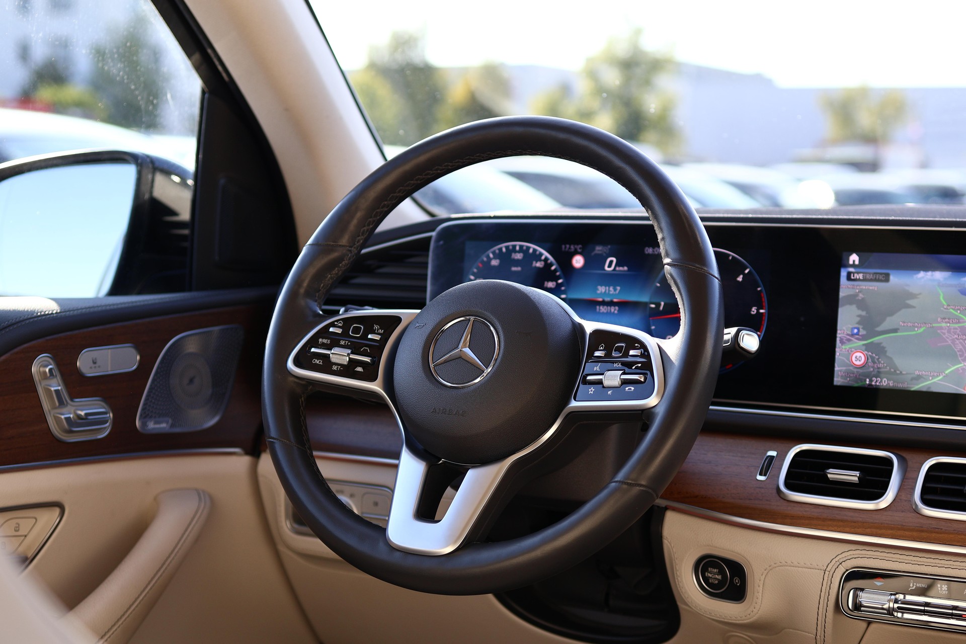 MERCEDES-BENZ GLE 350 d AMG Line 4matic-image-21